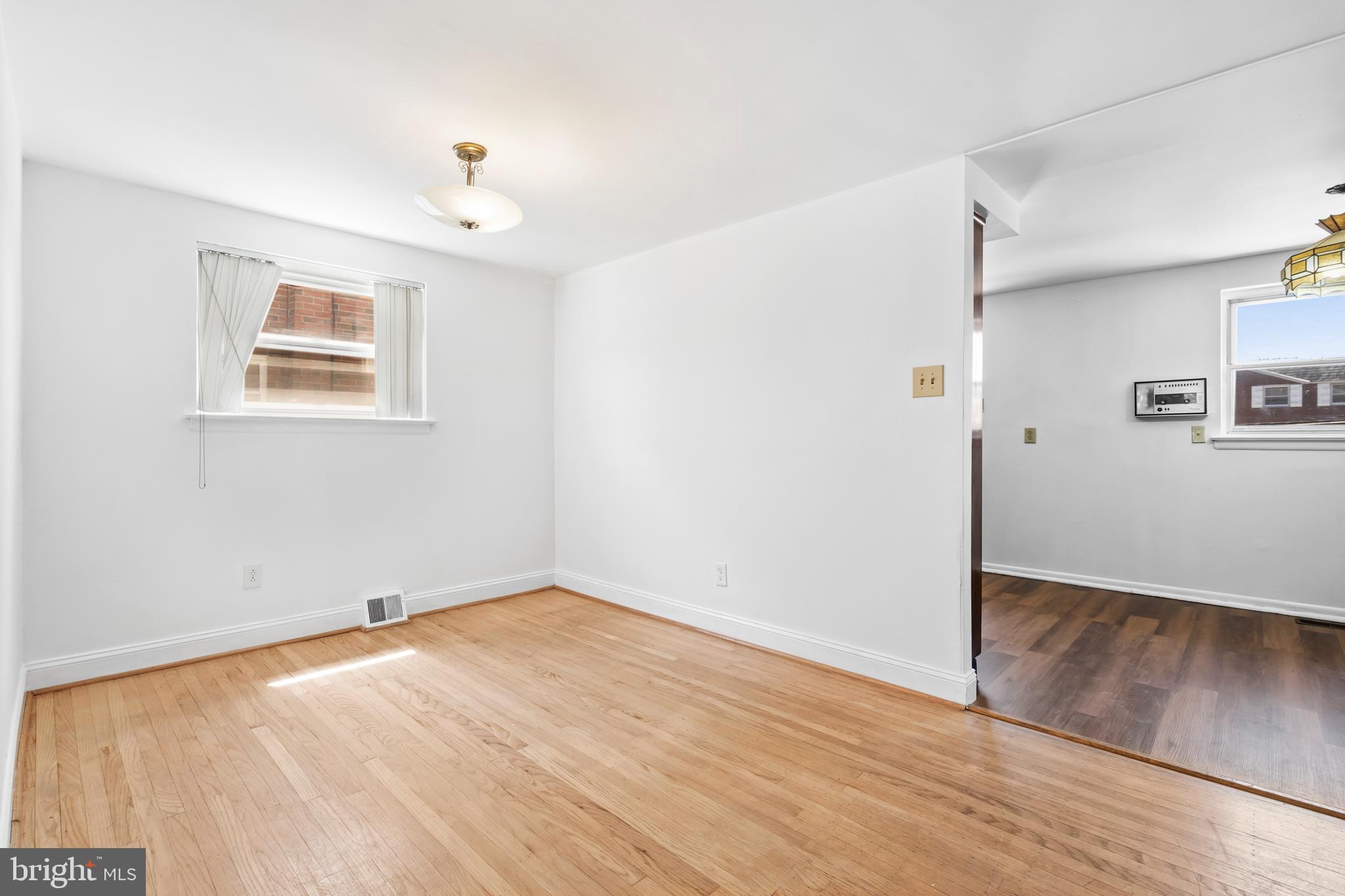 HOLME CIRCLE - Residential
