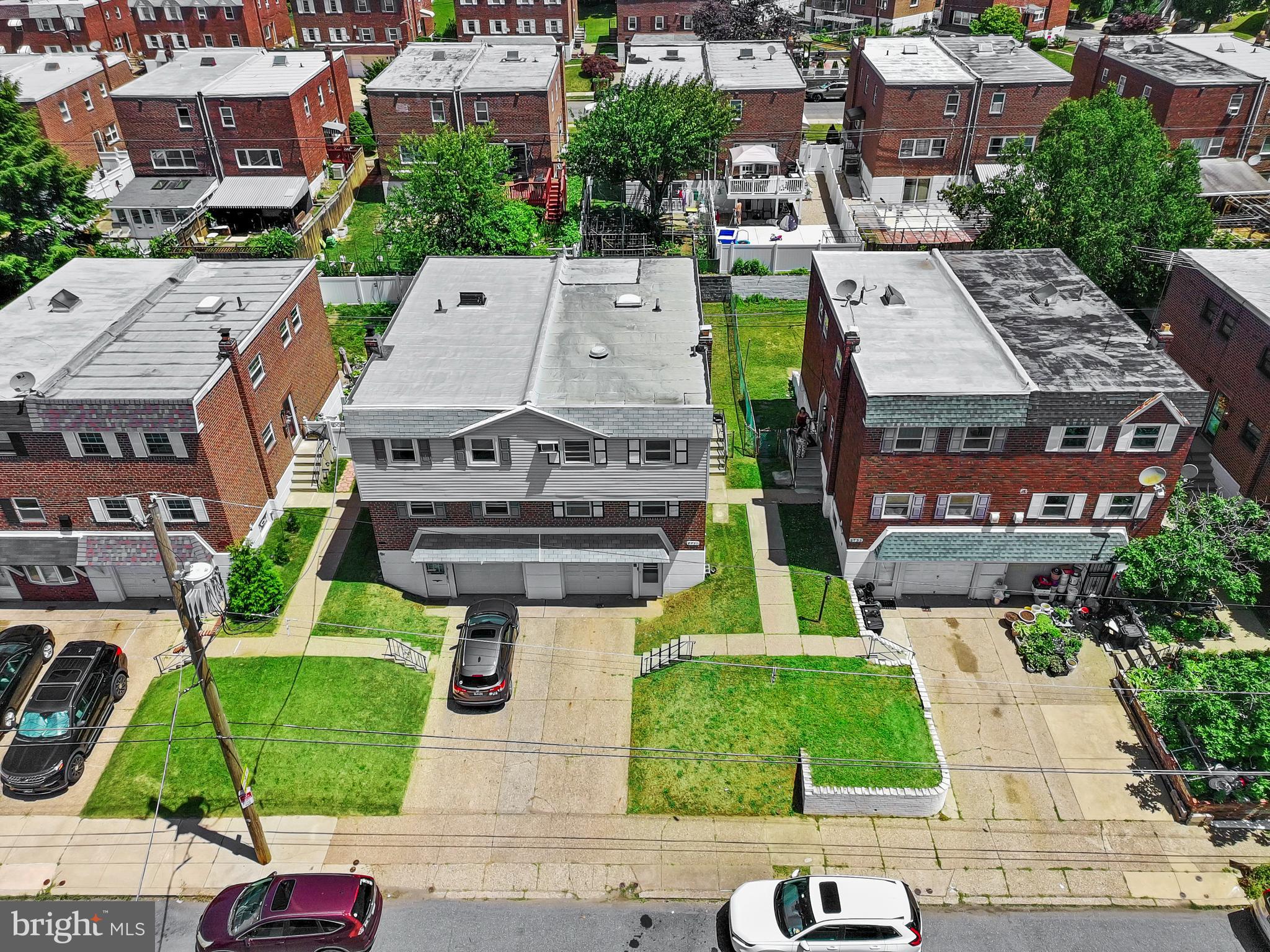 HOLME CIRCLE - Residential