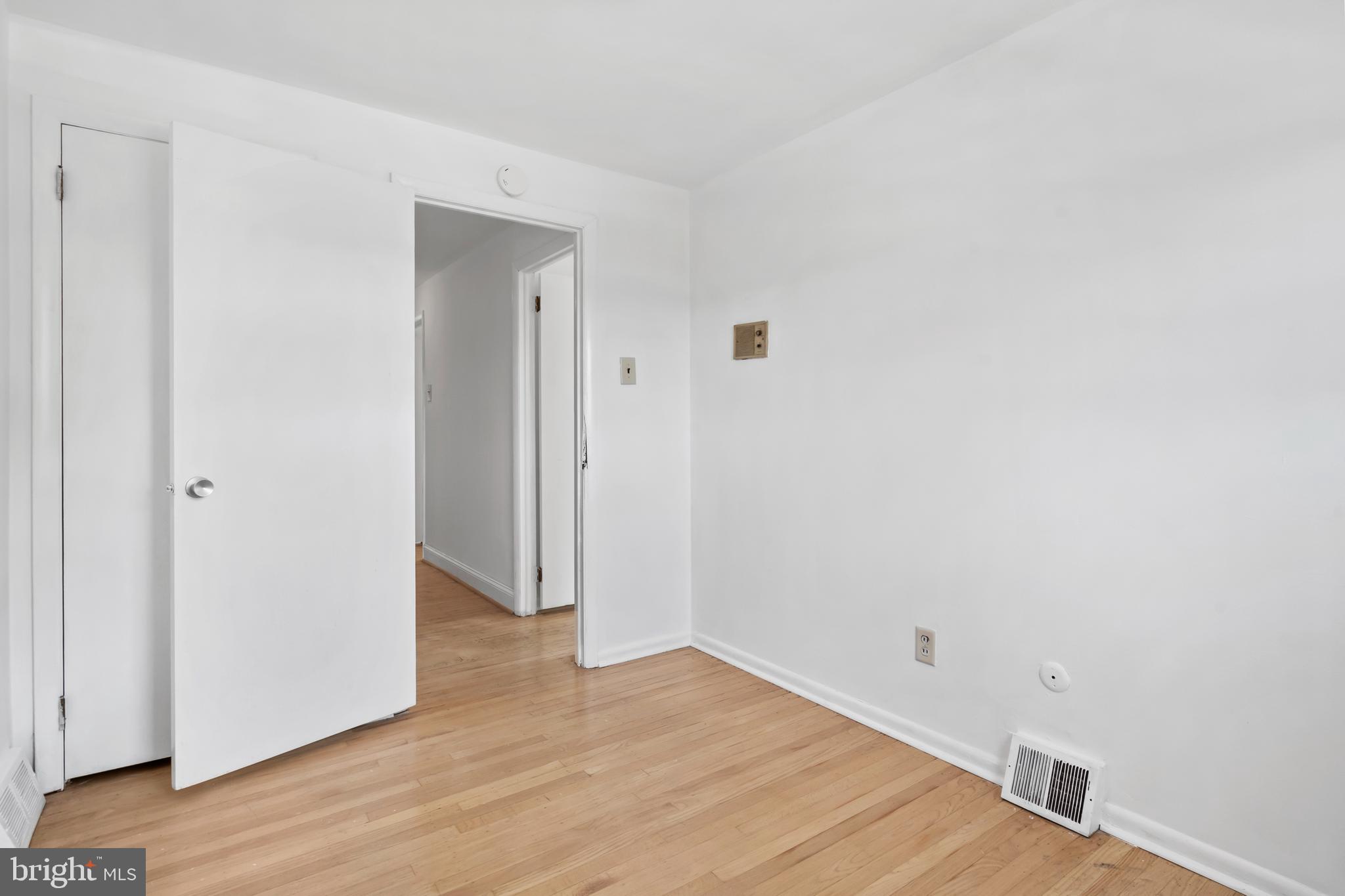 HOLME CIRCLE - Residential