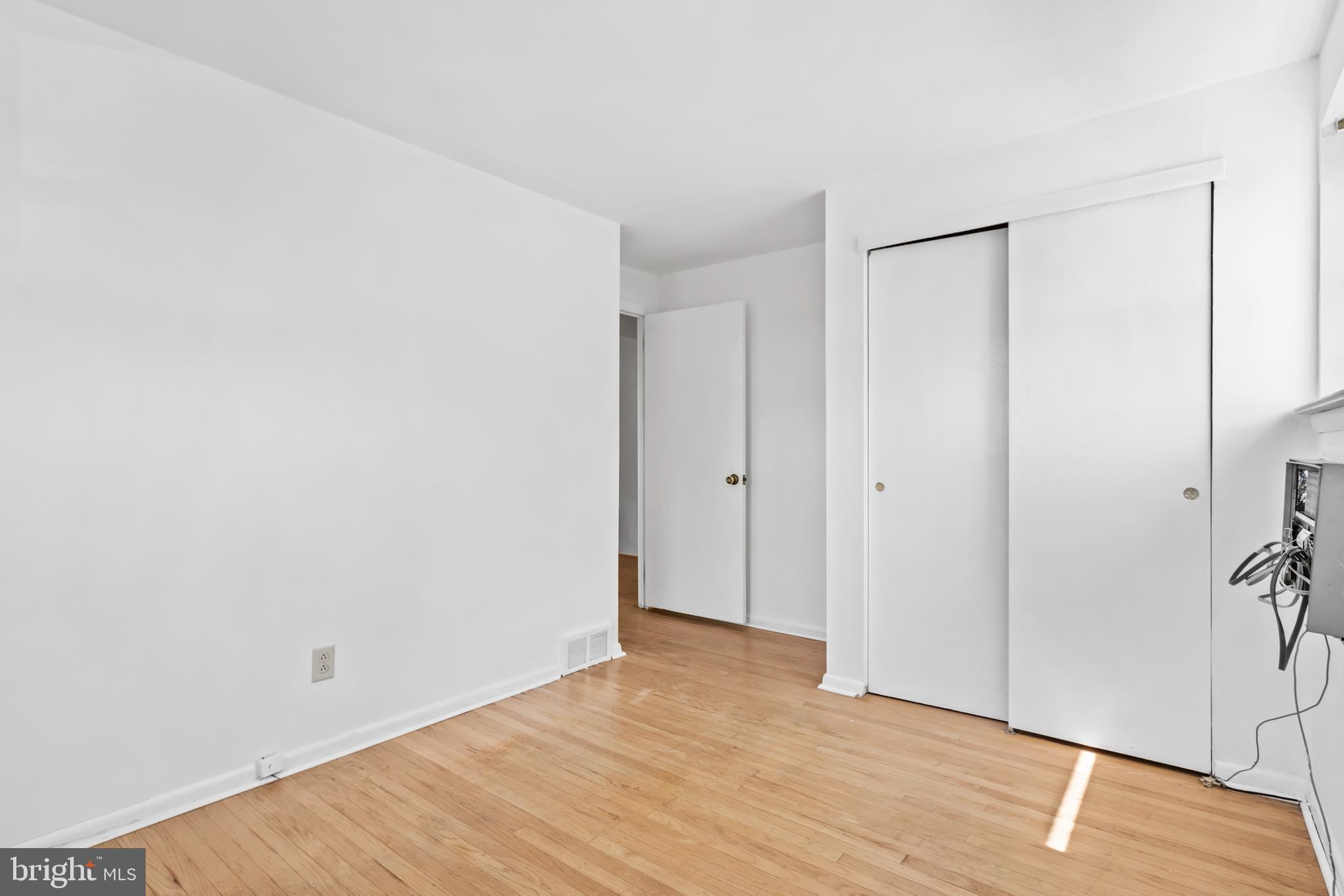HOLME CIRCLE - Residential