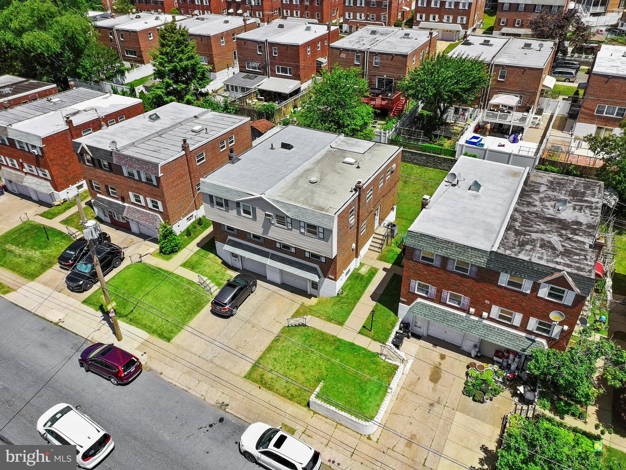 HOLME CIRCLE - Residential