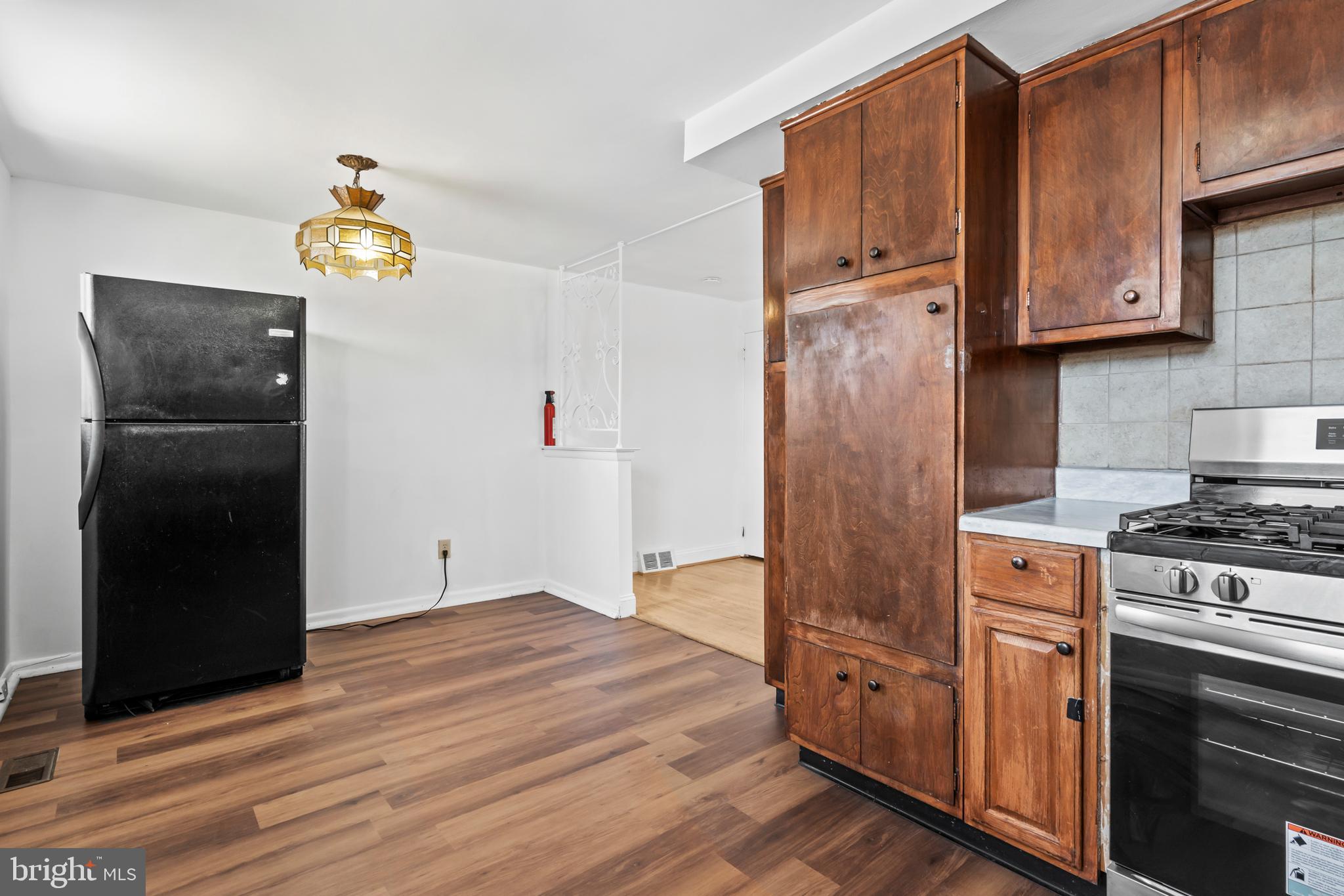 HOLME CIRCLE - Residential
