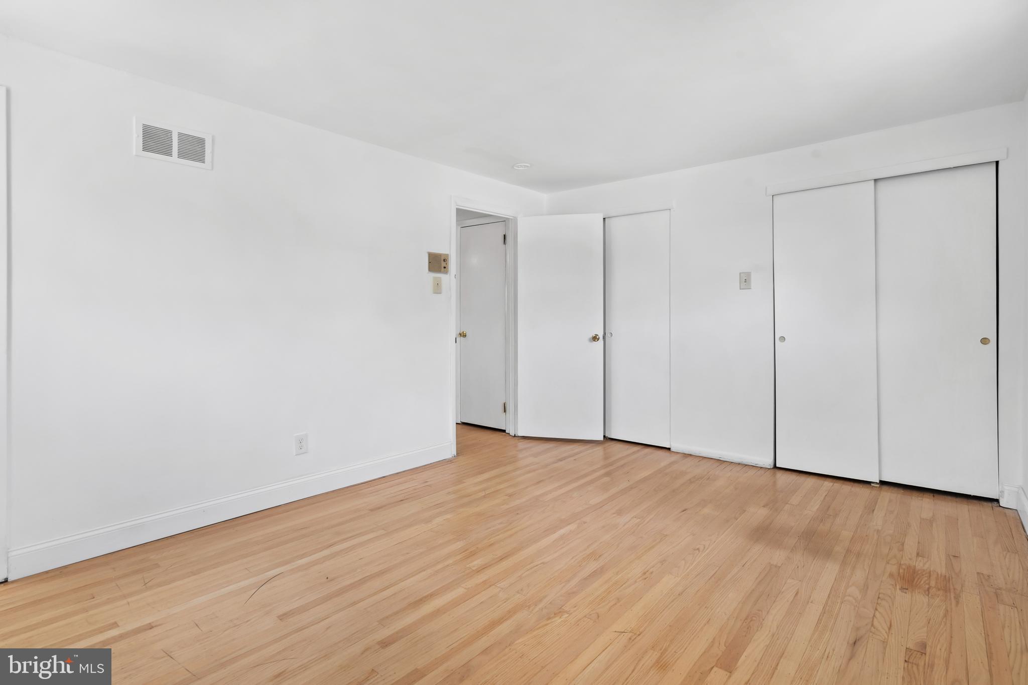 HOLME CIRCLE - Residential