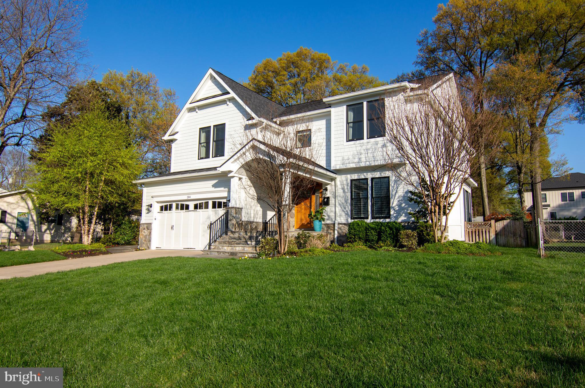 WEST VIENNA WOODS - Residential