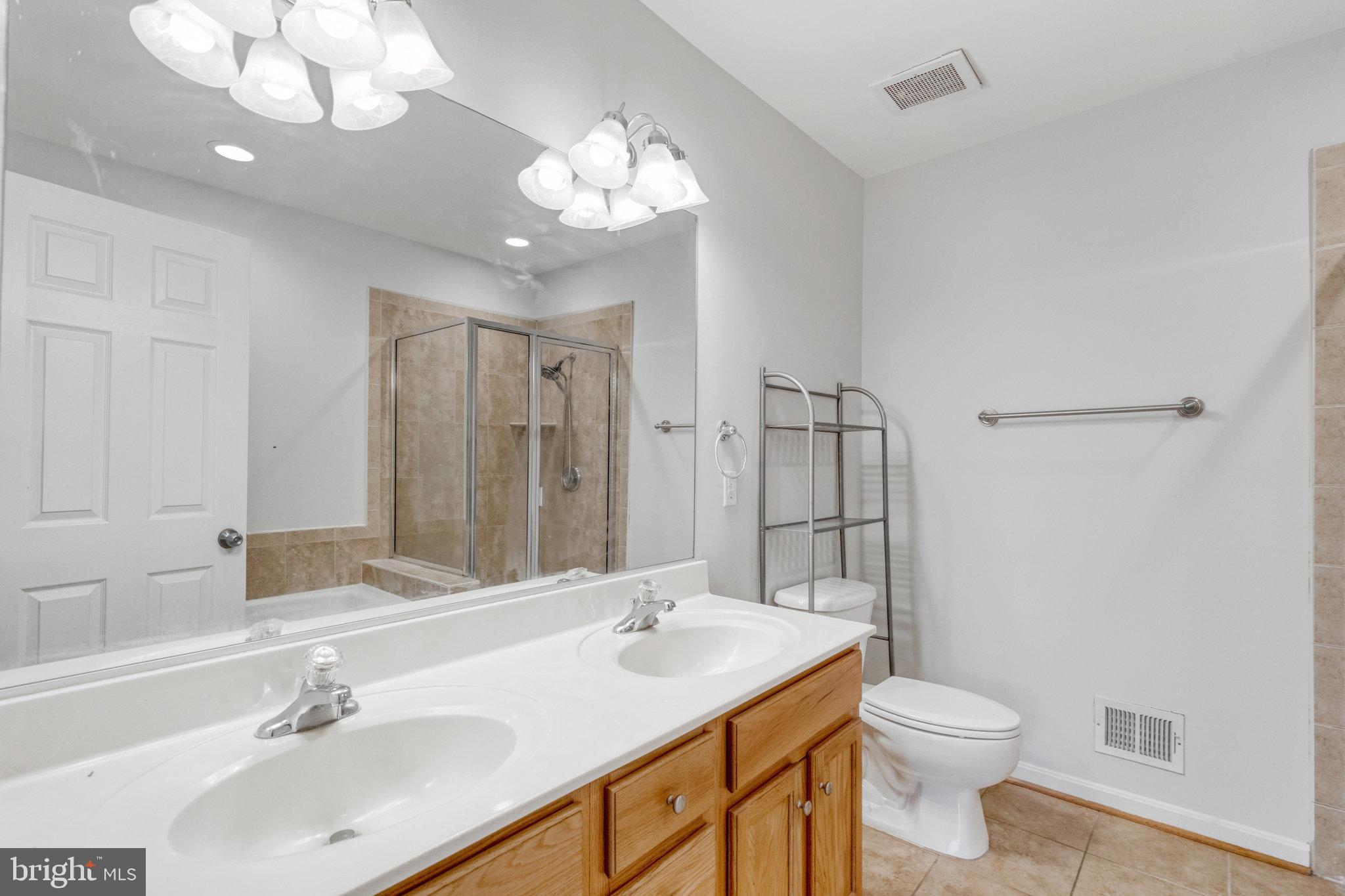 RESIDENCES AT FAIR CHASE - Residential Lease