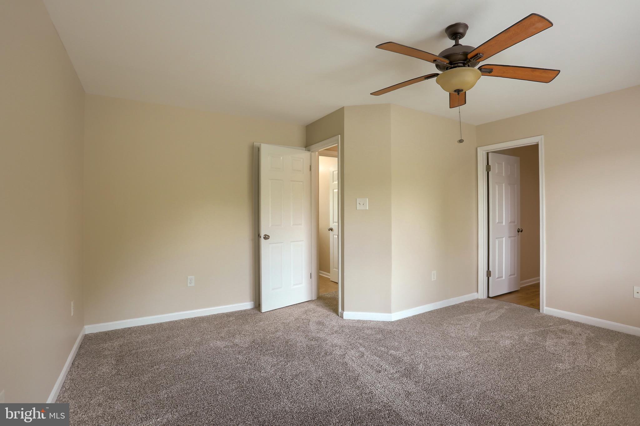 VILLAGE OF MORELAND - Residential
