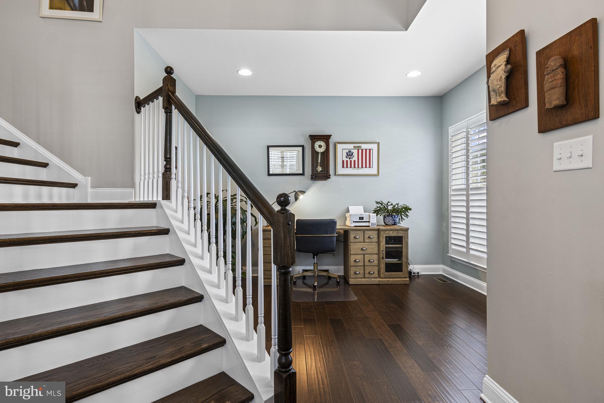 WESTHAMPTON - Residential