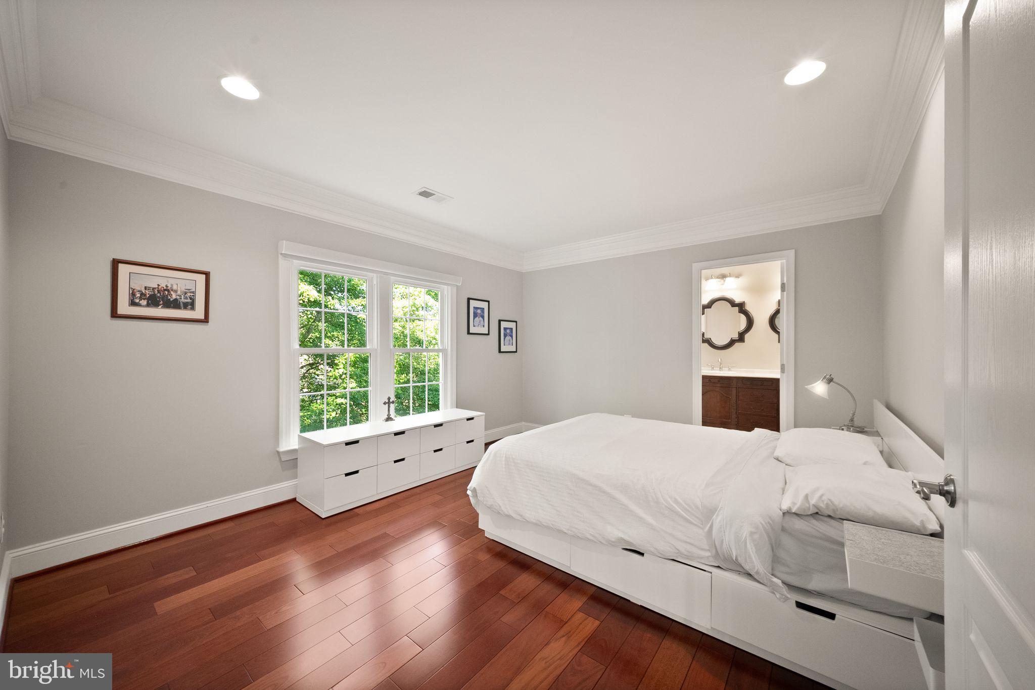 PIEDMONT - Residential