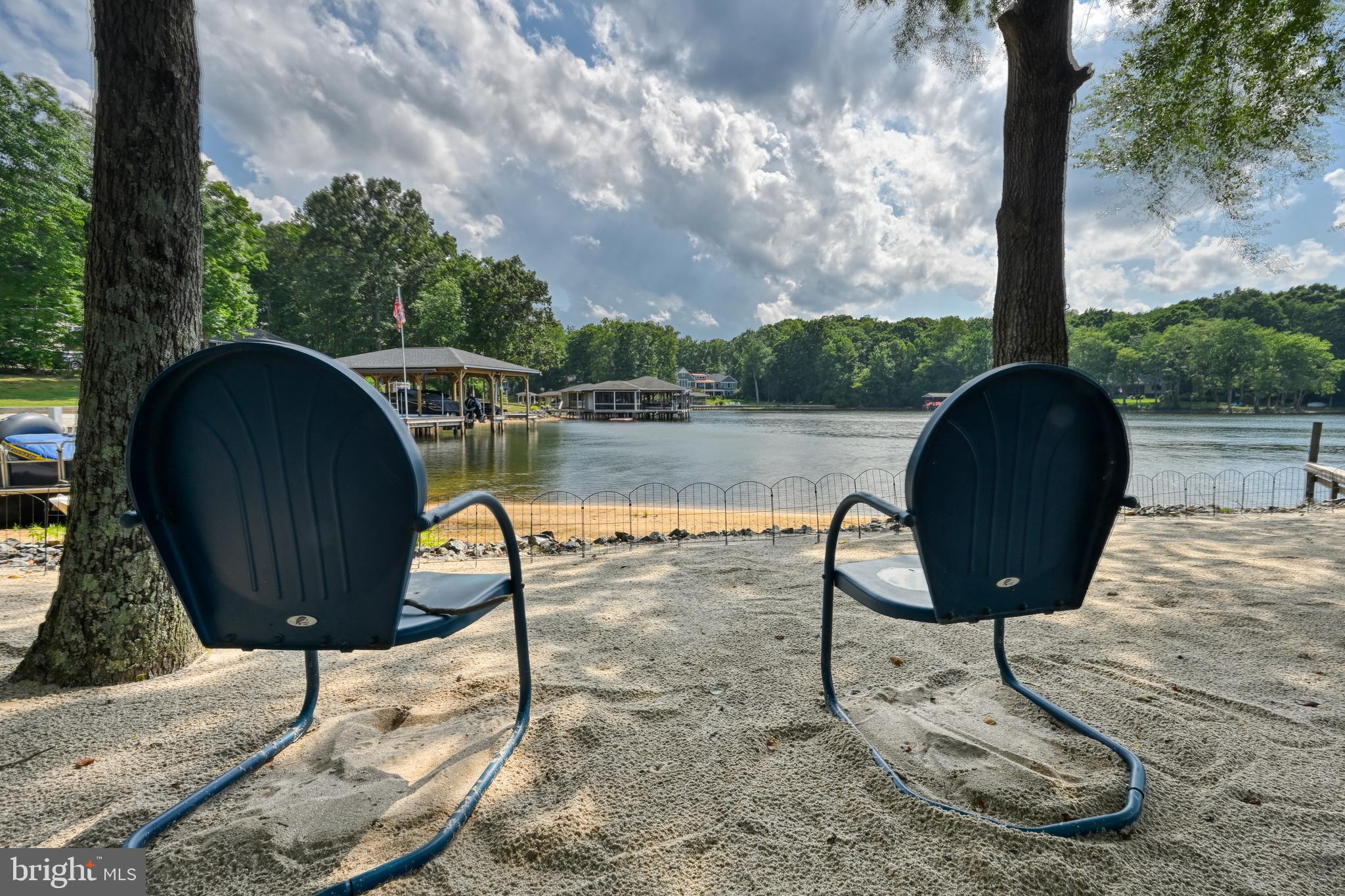 SAILORS REST - Land