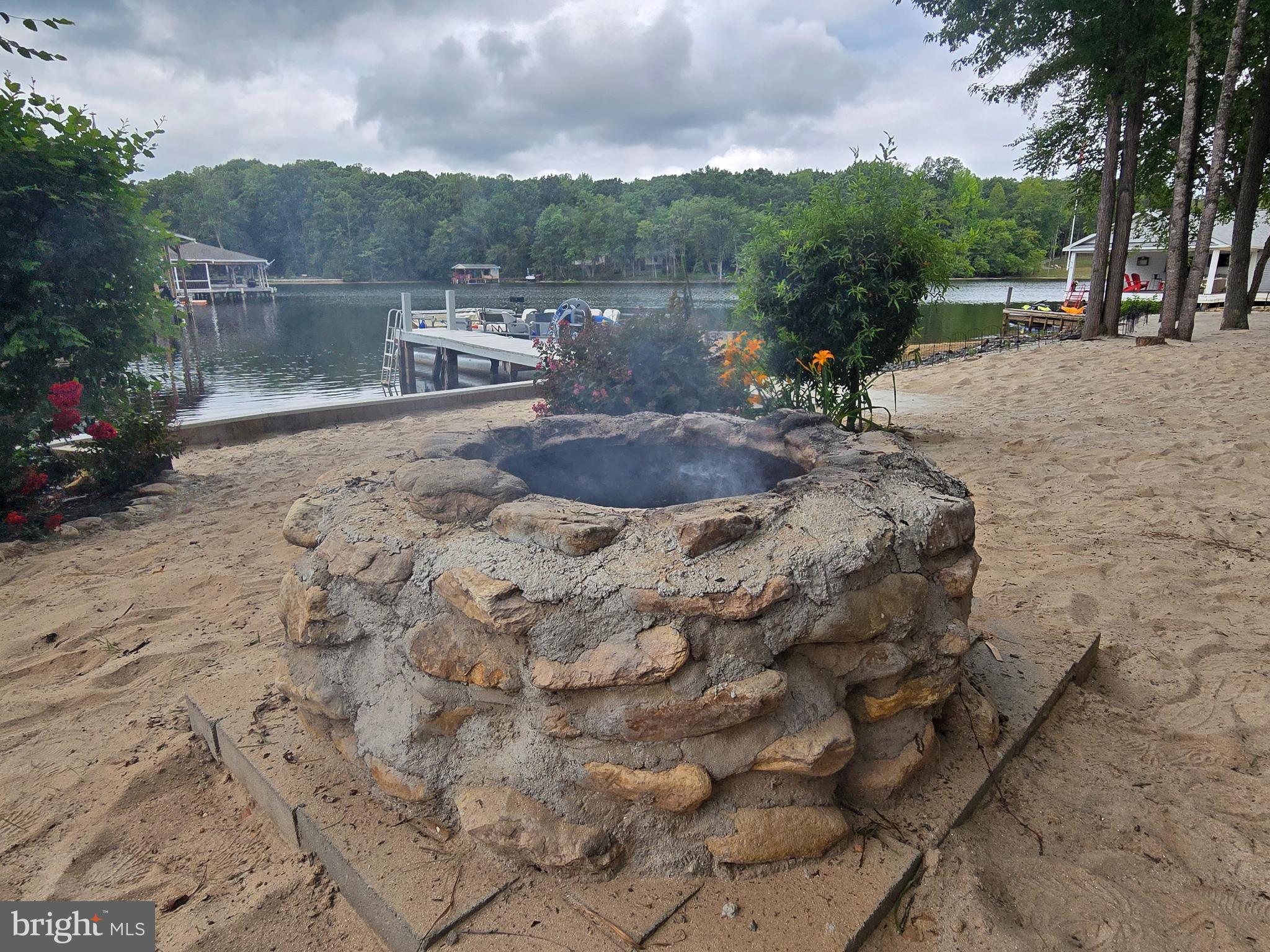 SAILORS REST - Land