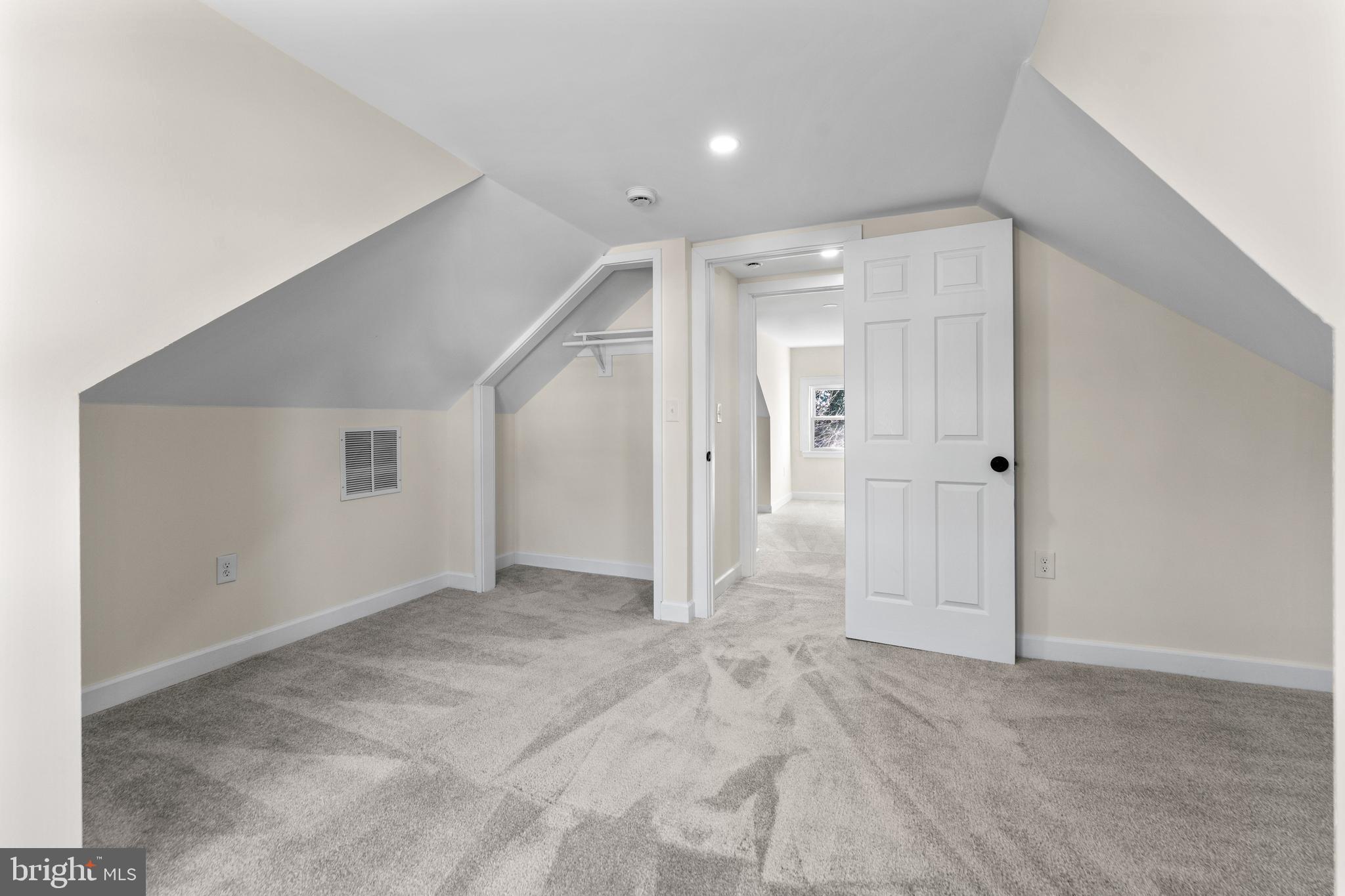 WINSTON GOVANS - Residential