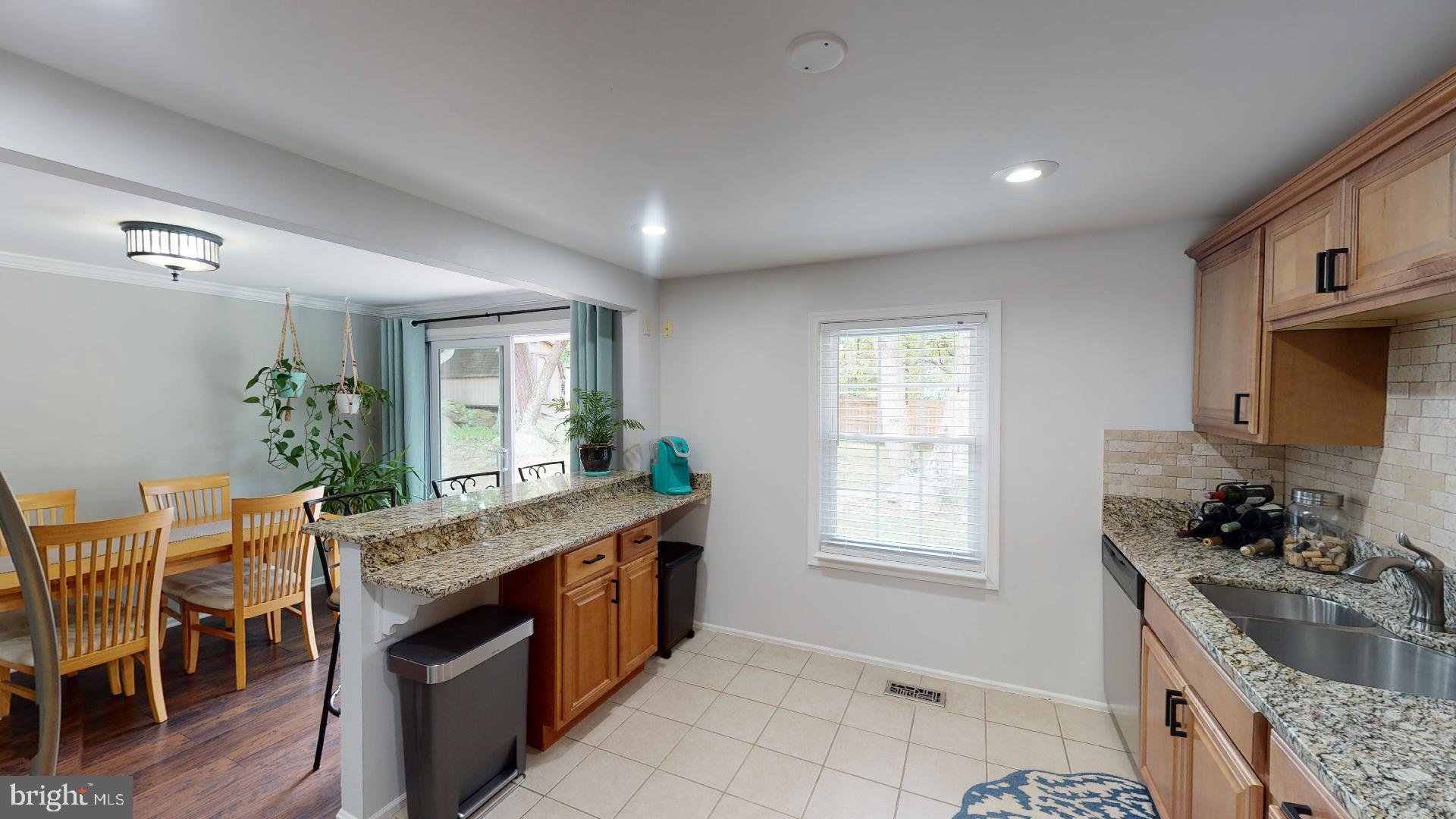 RIDGEFIELD - Residential