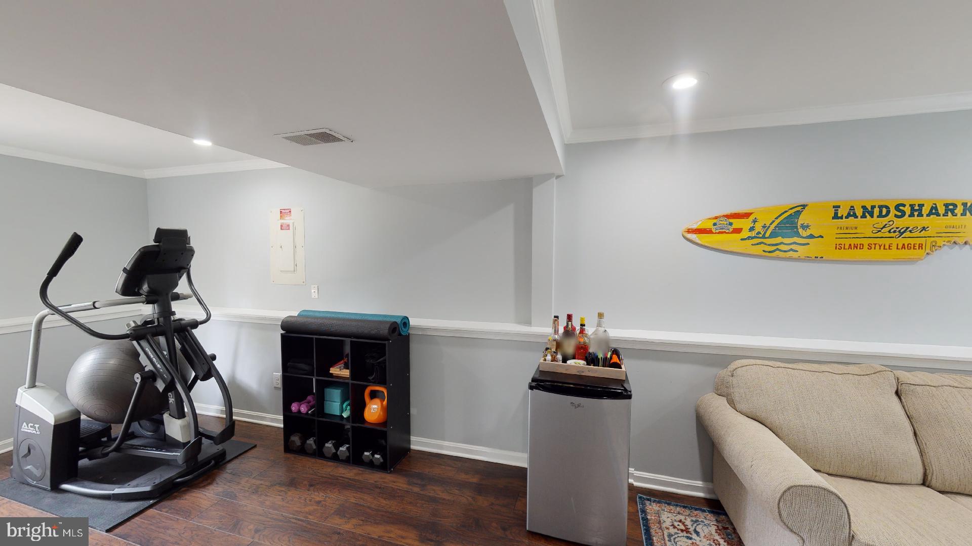 RIDGEFIELD - Residential