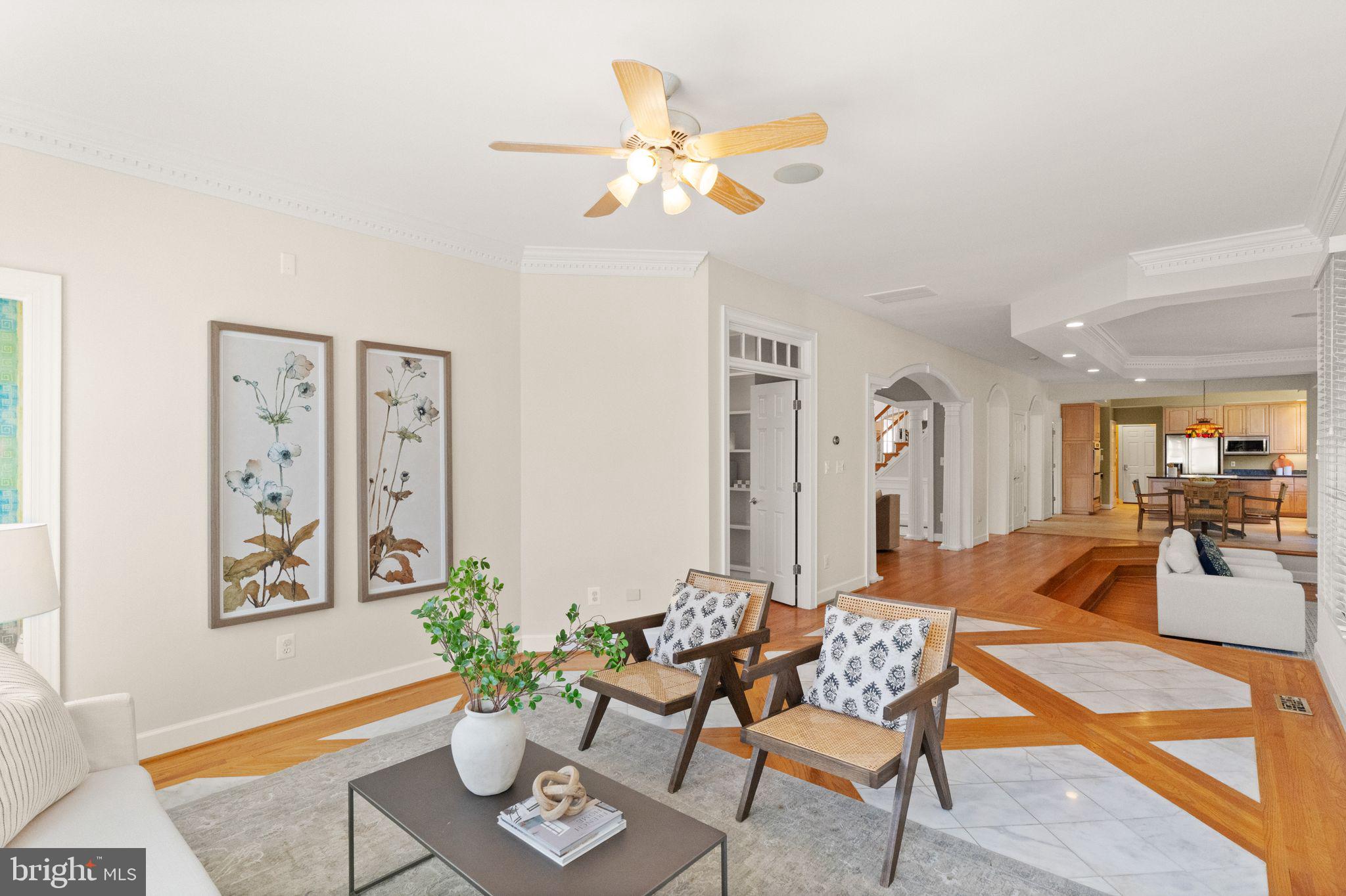 THUNDER OAK - Residential