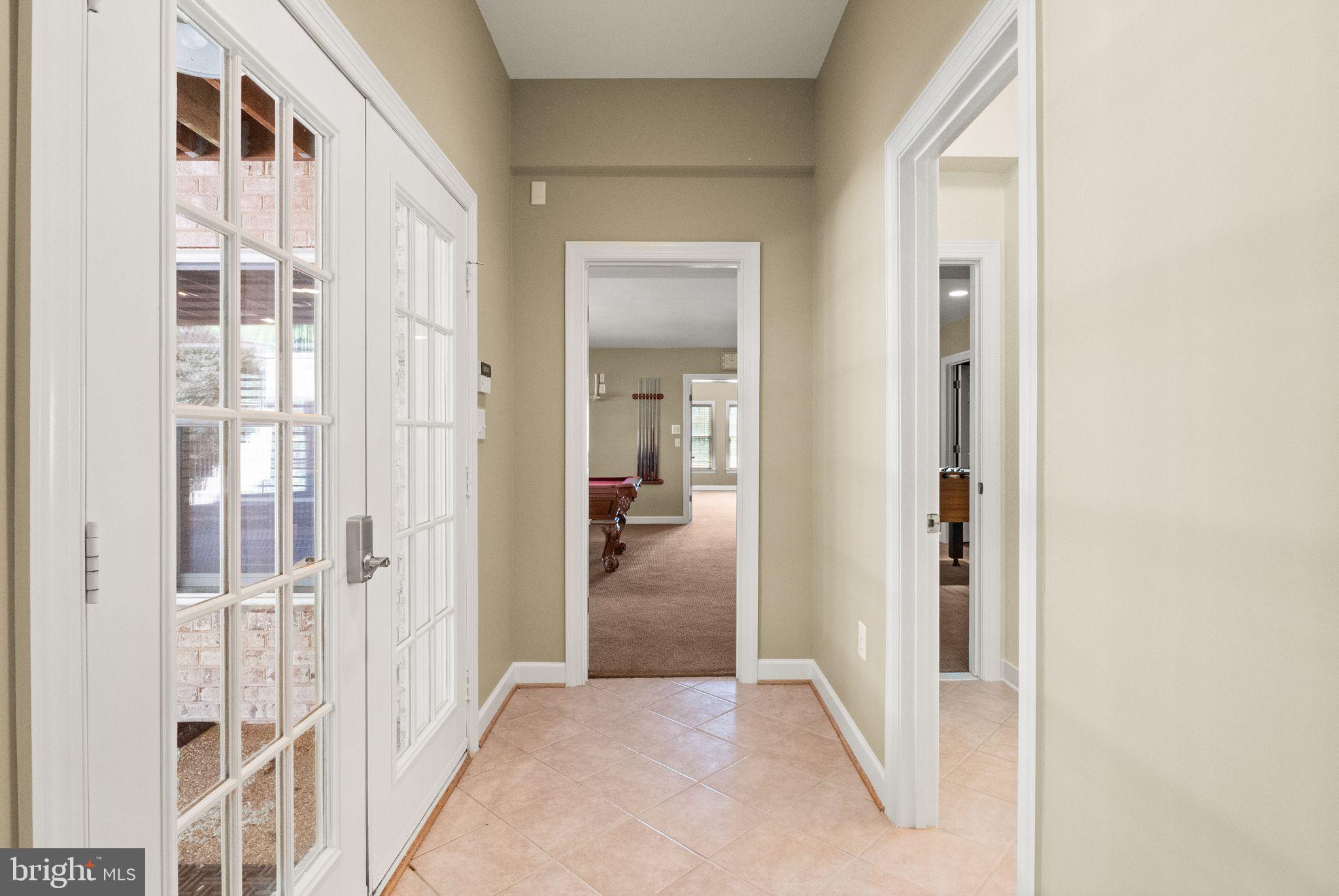 THUNDER OAK - Residential