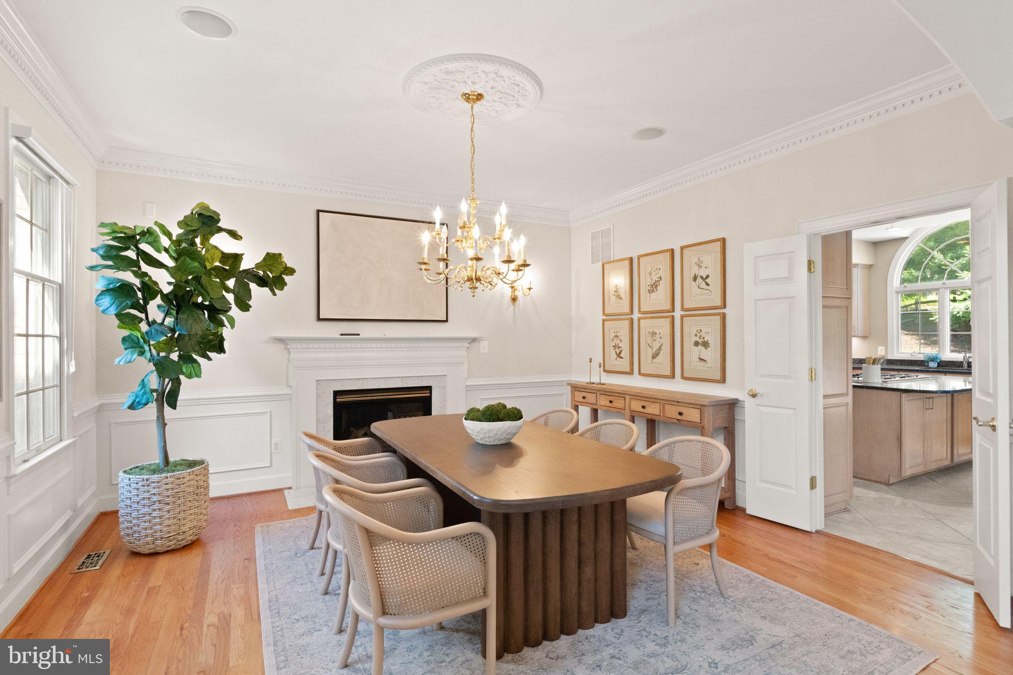 THUNDER OAK - Residential