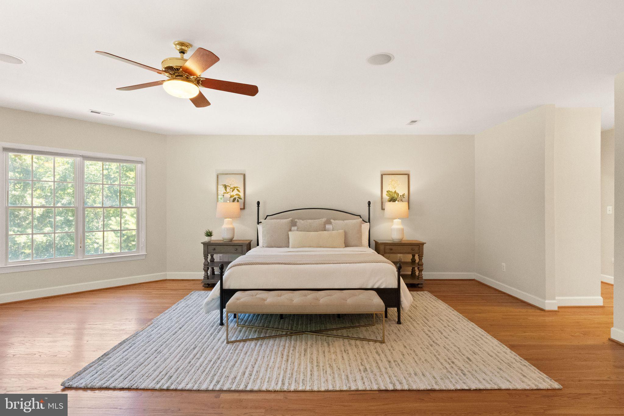 THUNDER OAK - Residential