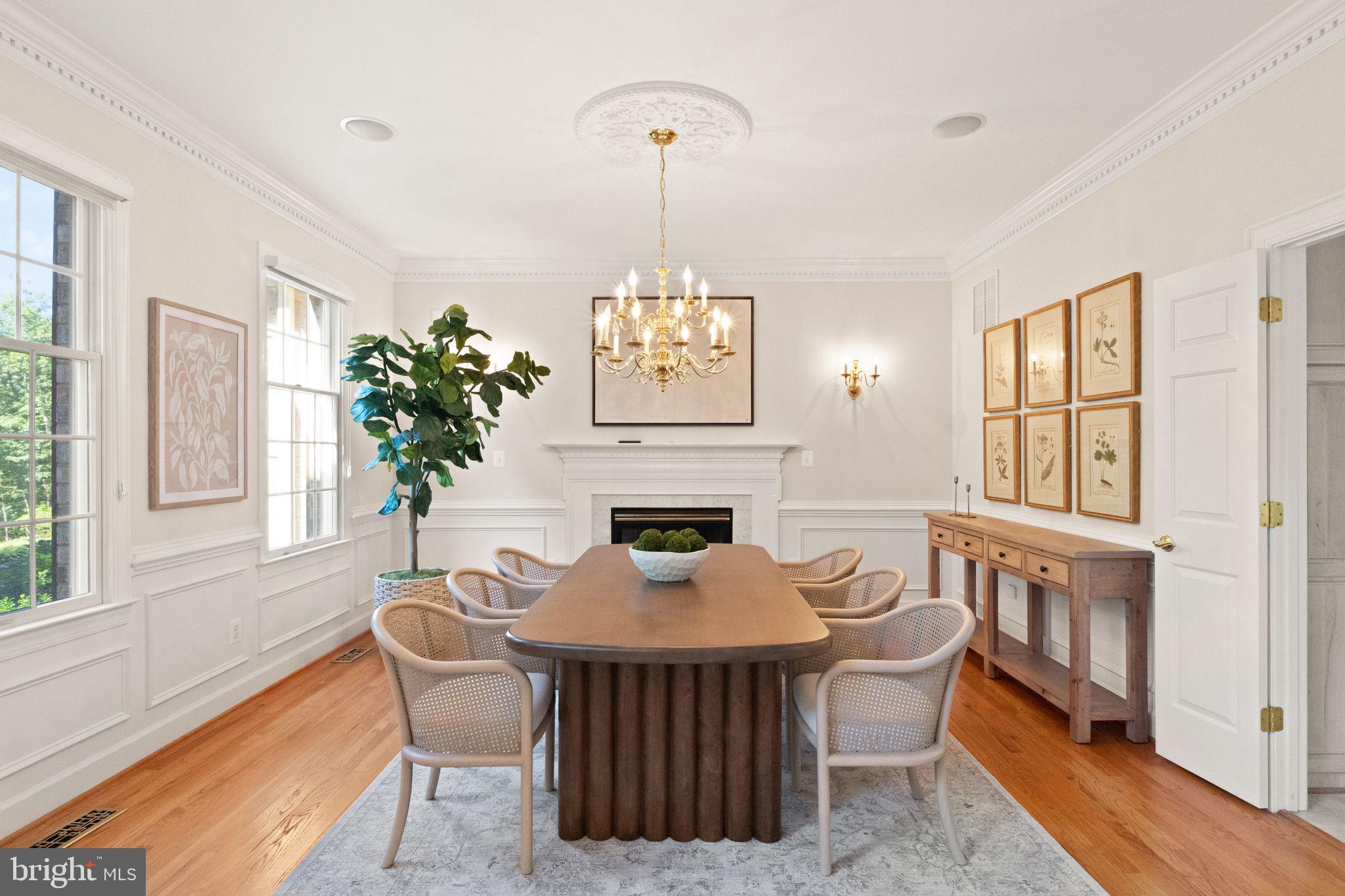 THUNDER OAK - Residential
