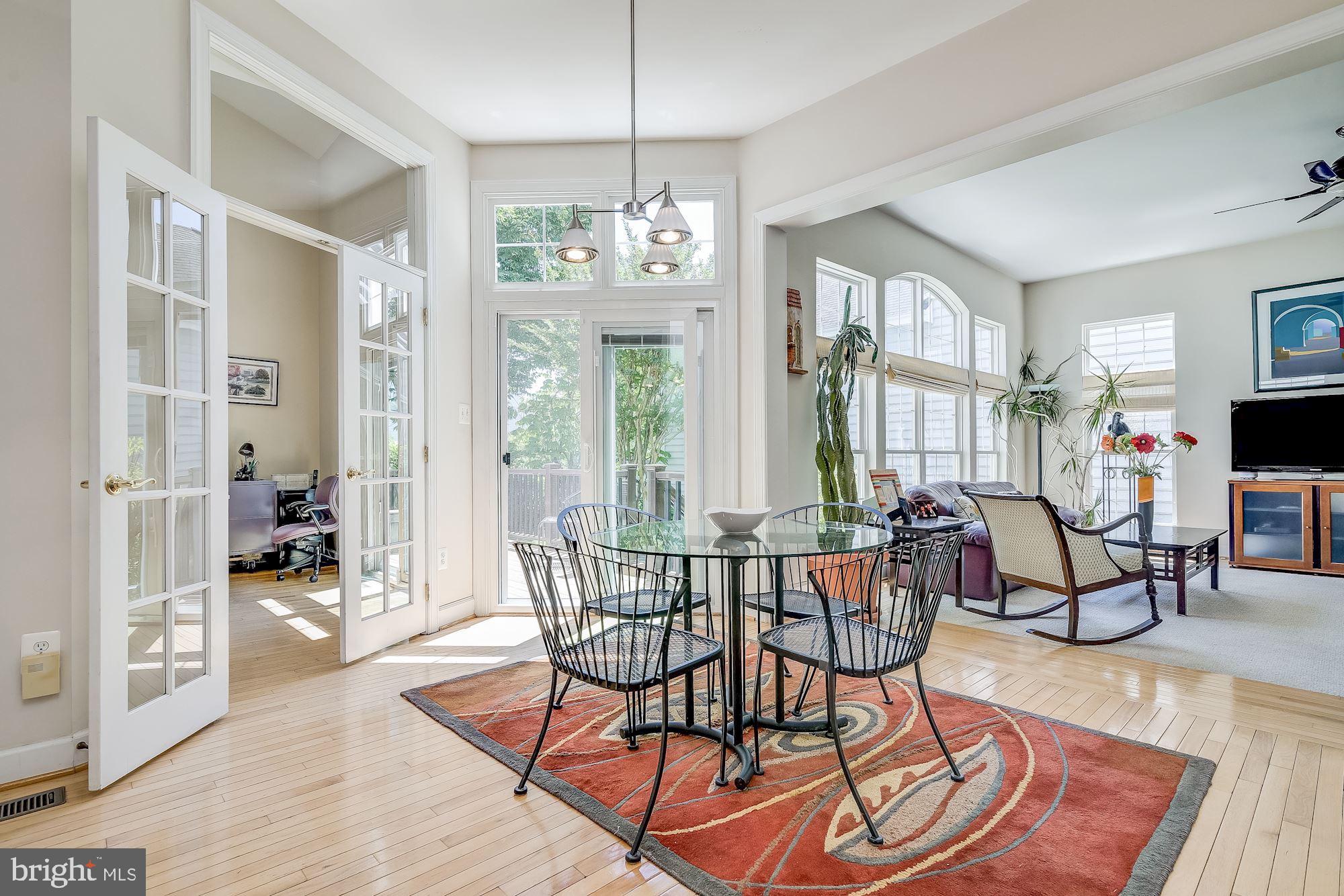 KING FARM WATKINS POND - Residential