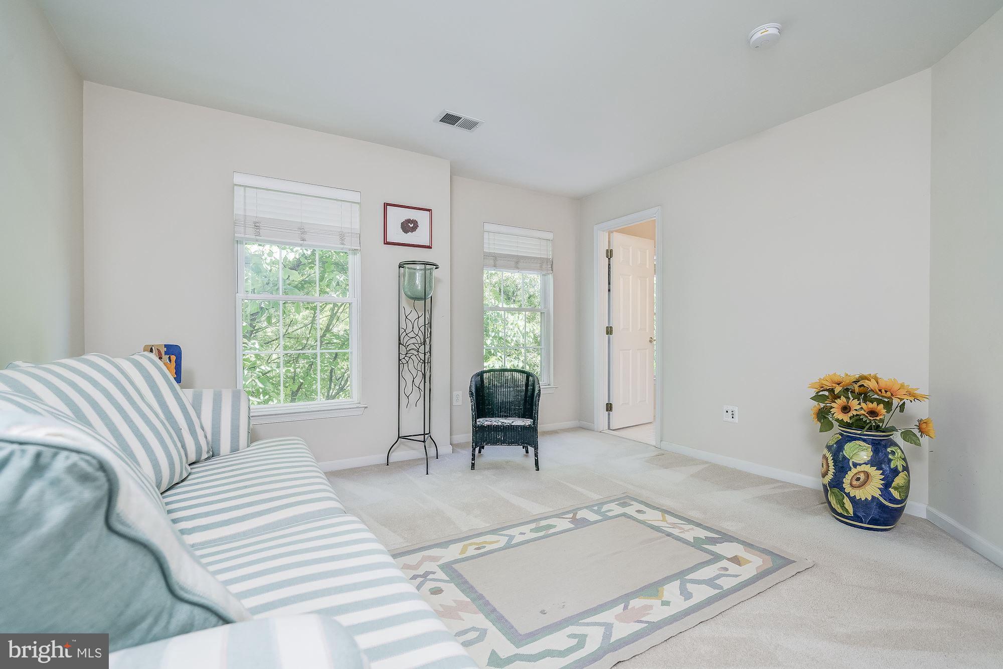 KING FARM WATKINS POND - Residential