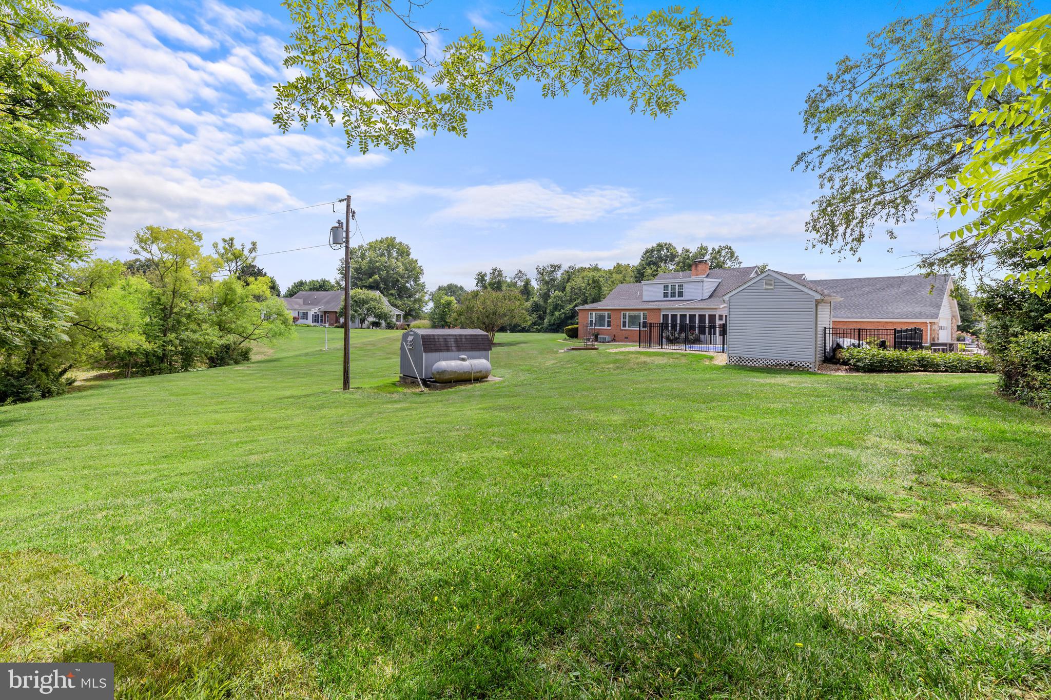 ORCHARD PLACE - Residential