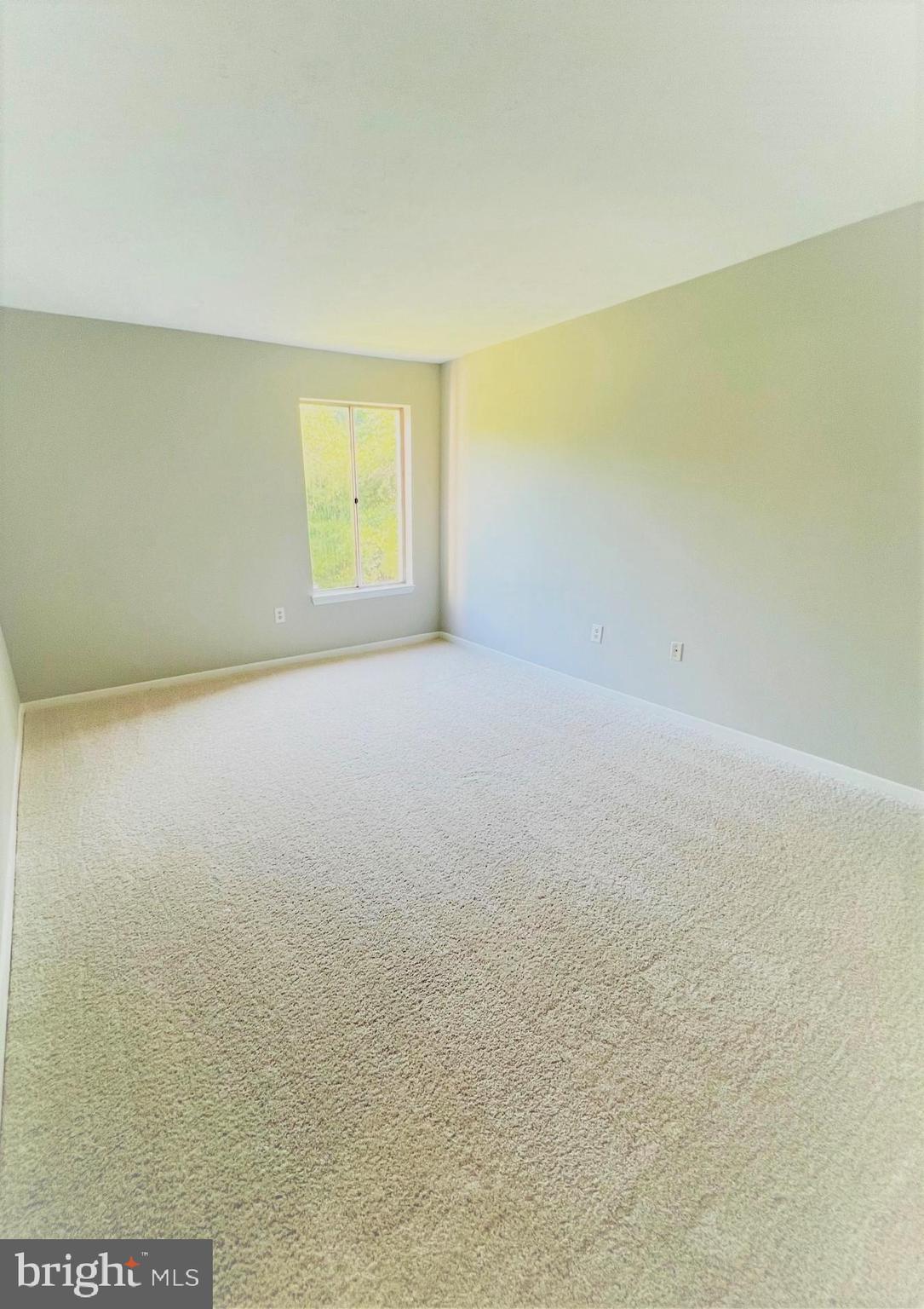 GREENBRIAR CONDO - Residential Lease