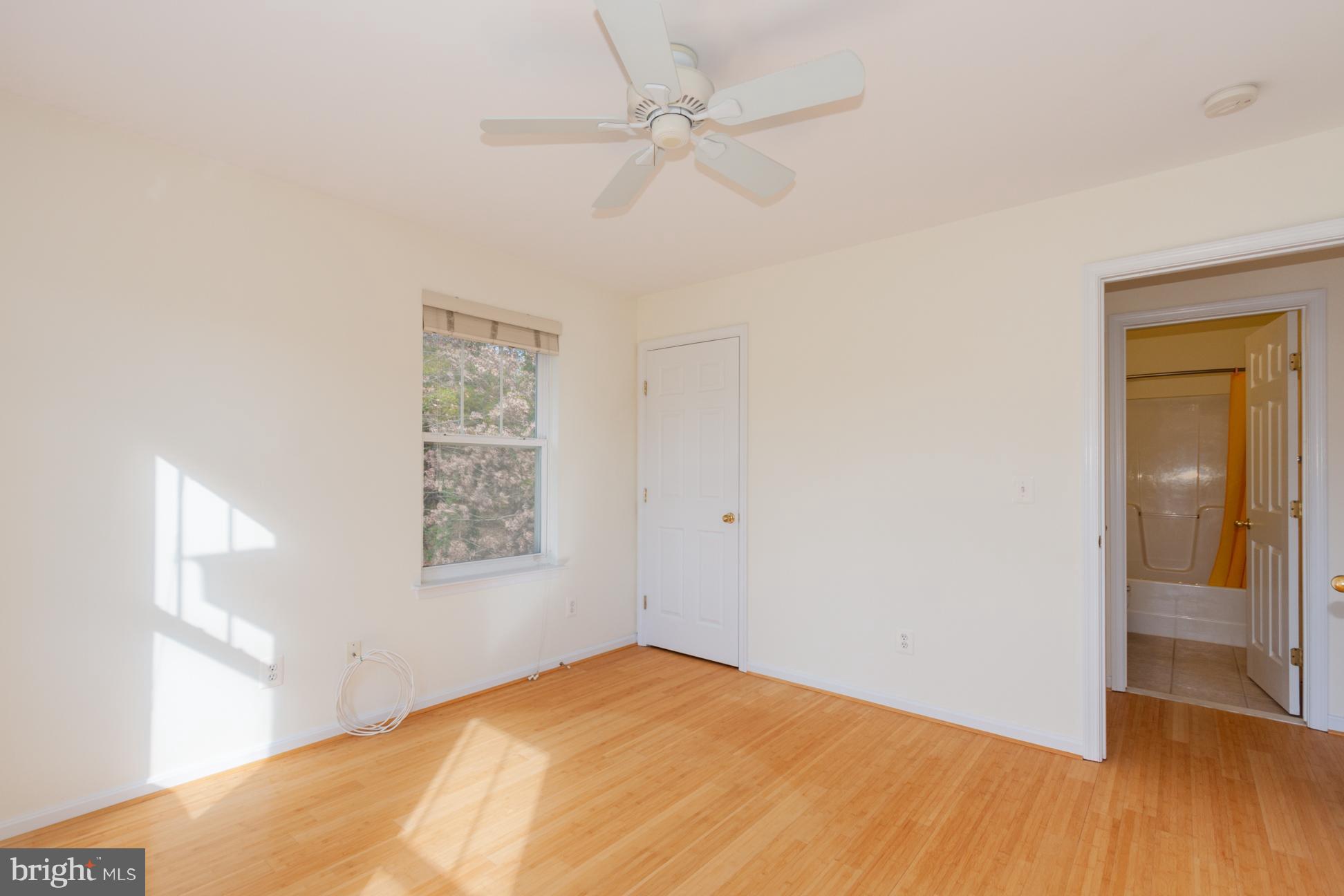 MOUNT WASHINGTON - Residential