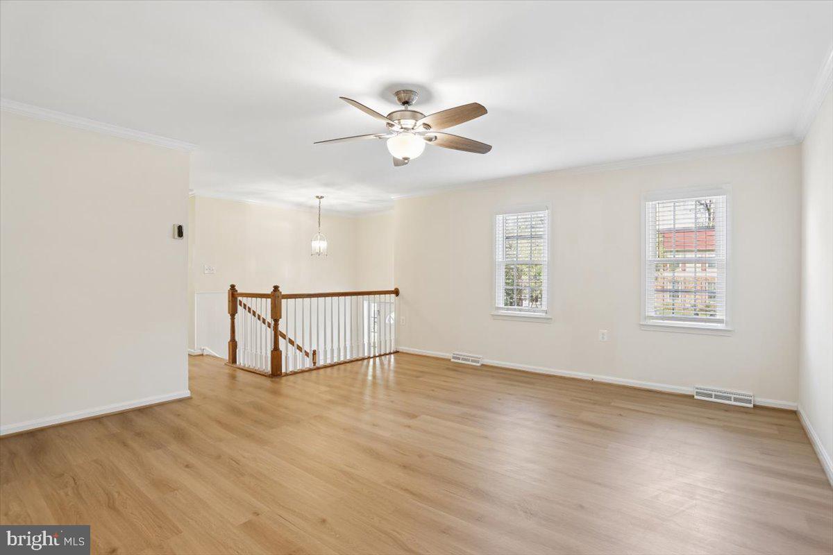 MIDDLERIDGE - Residential
