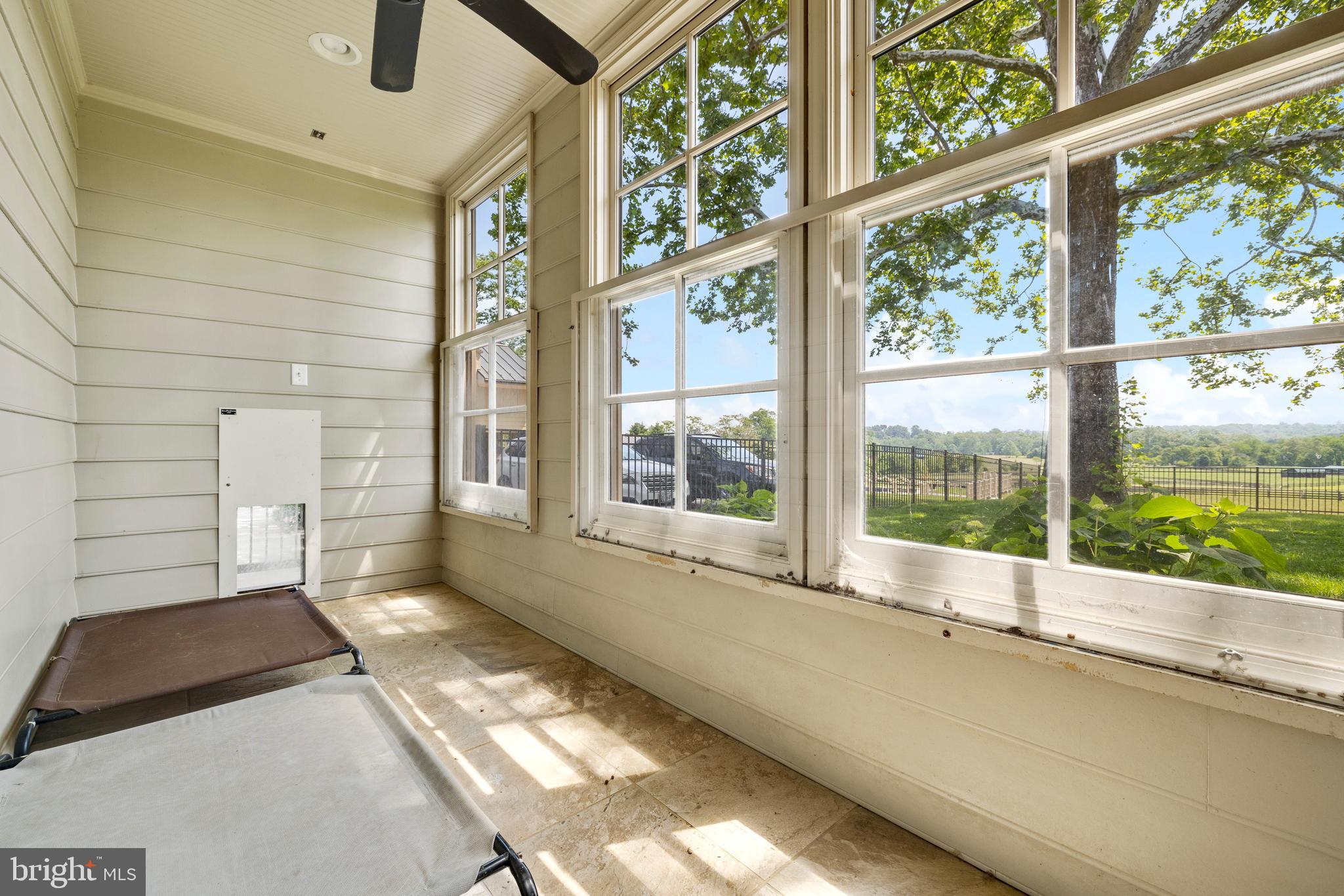 GLYNDON - Residential