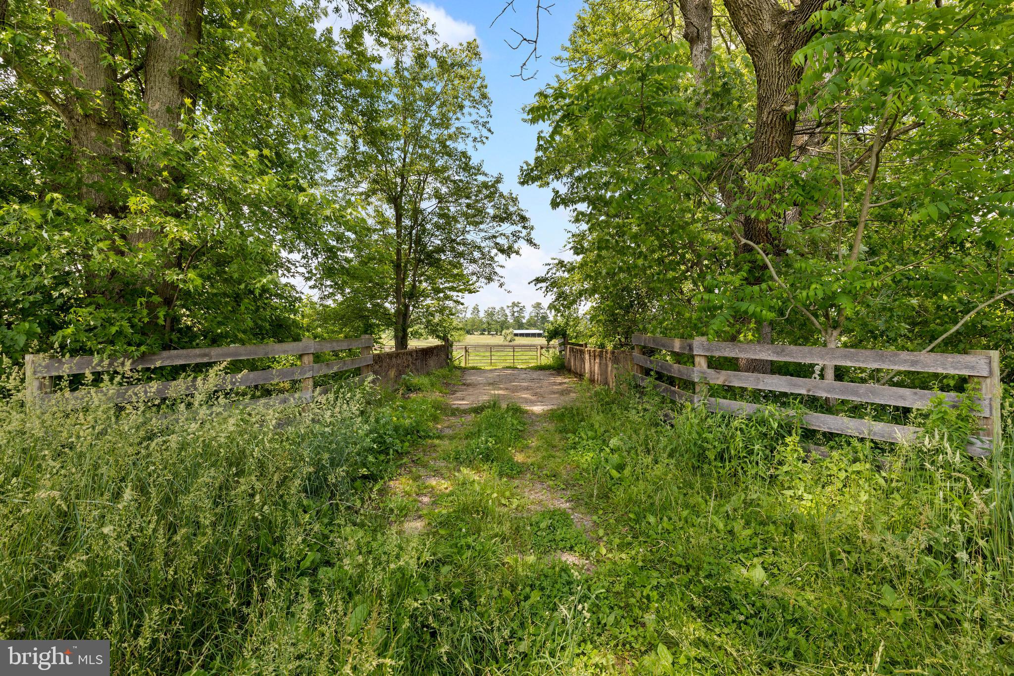 GLYNDON - Residential