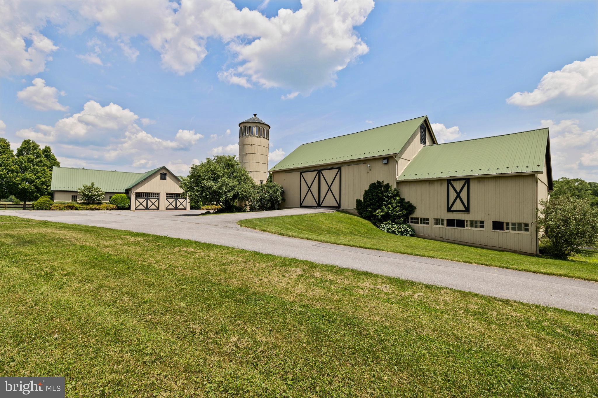 GLYNDON - Residential