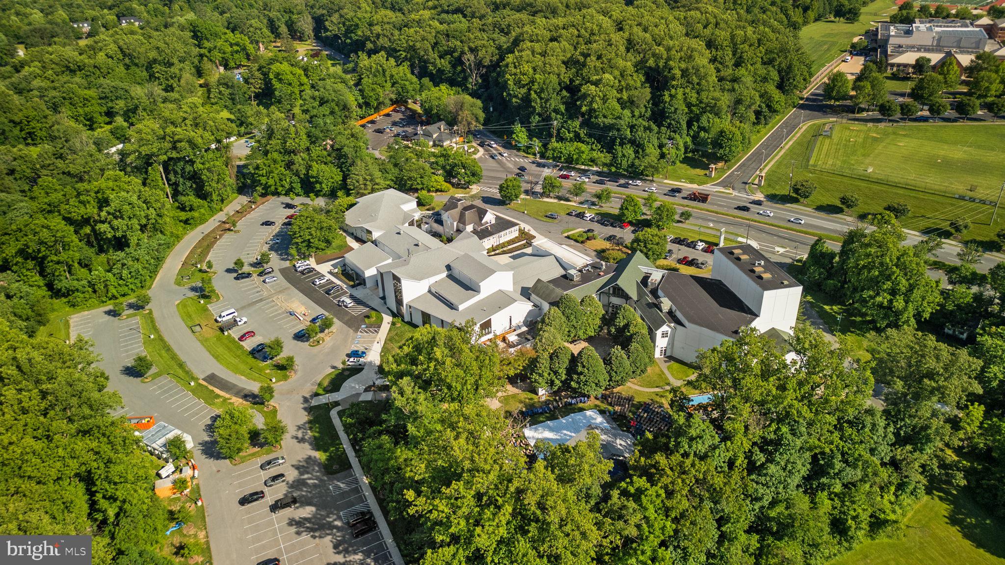 ARDEN WOODS - Residential