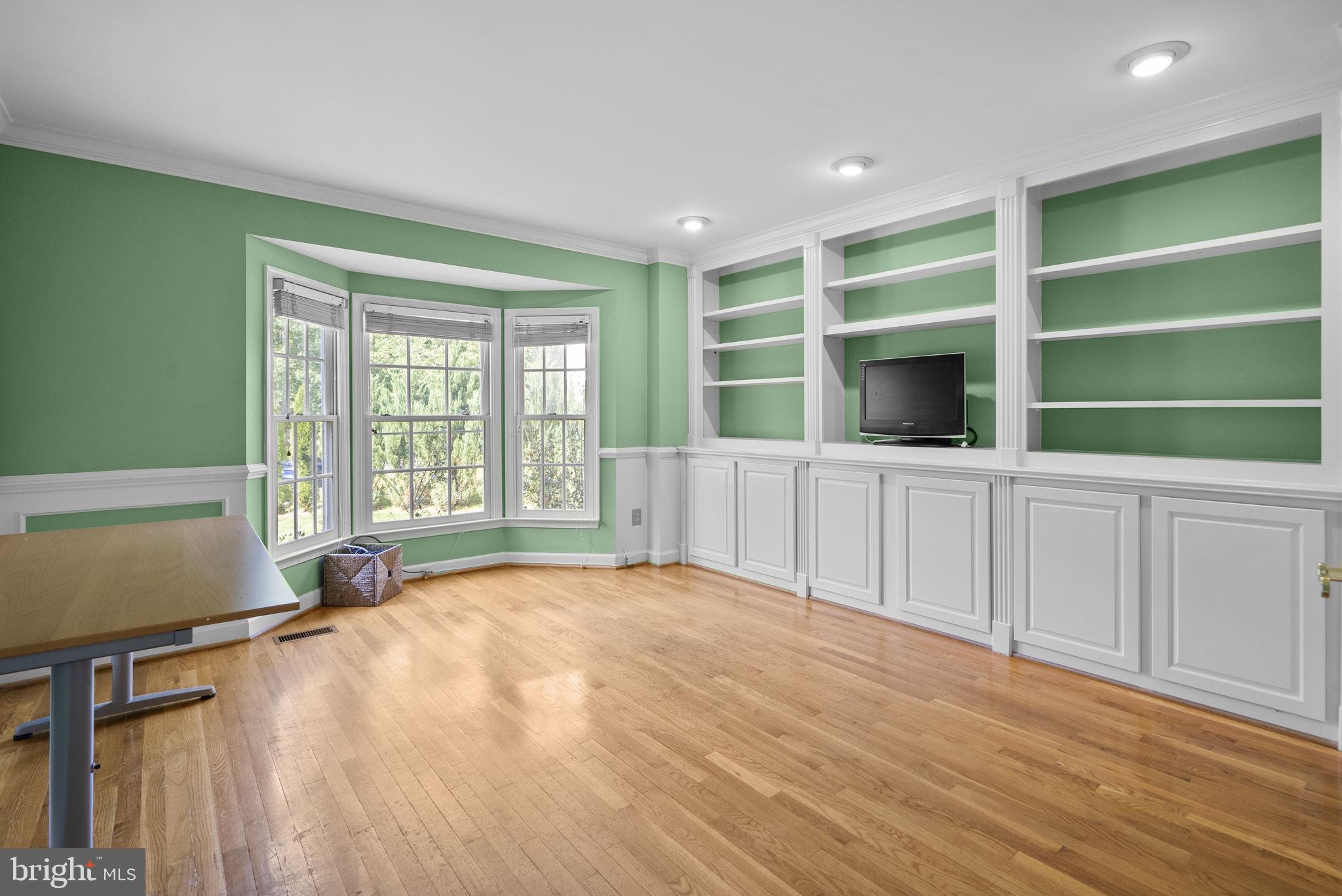 ARDEN WOODS - Residential