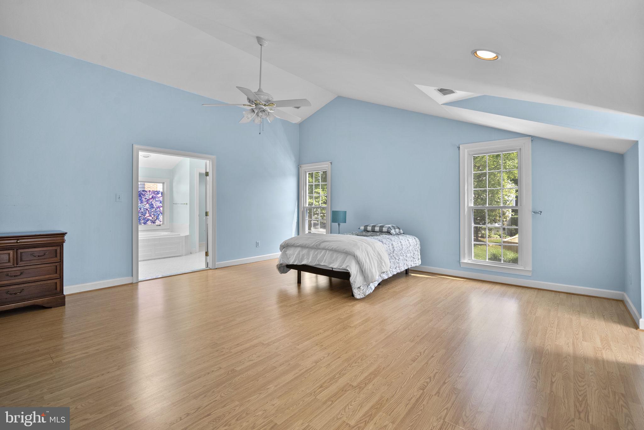 ARDEN WOODS - Residential