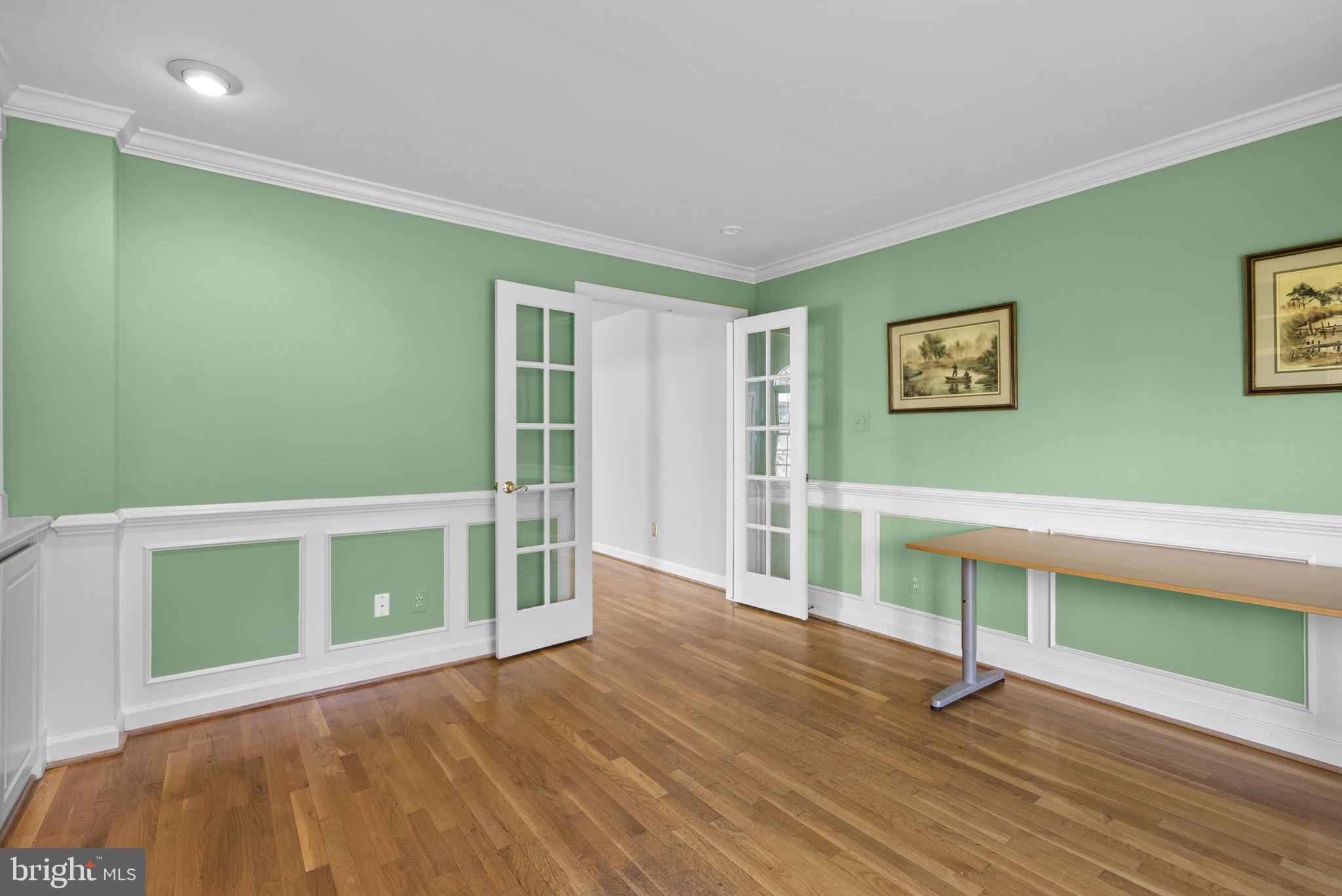 ARDEN WOODS - Residential