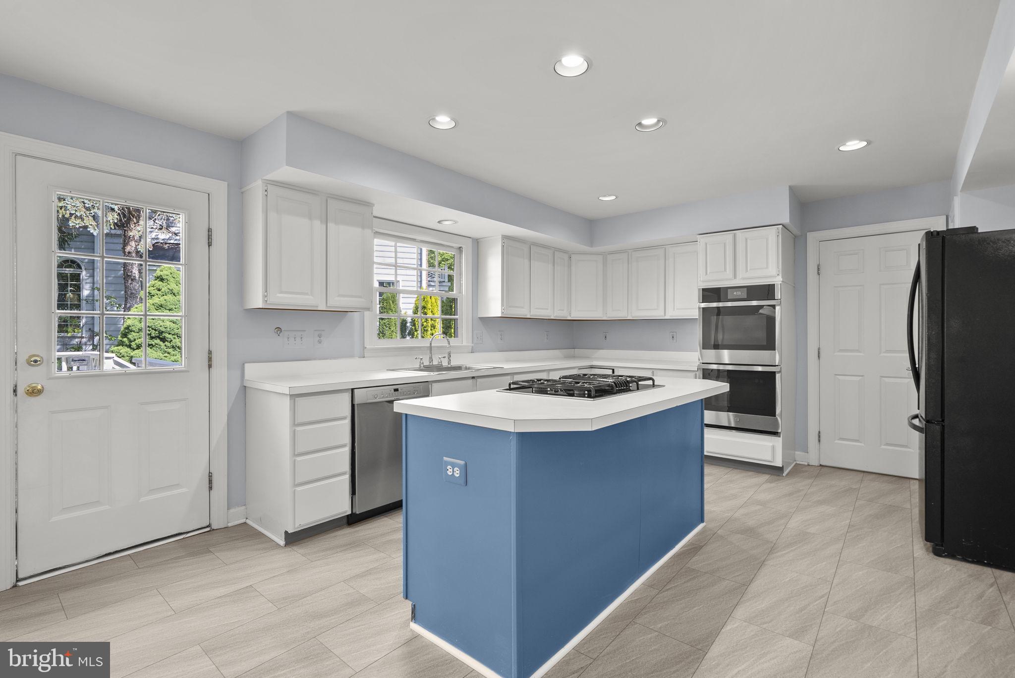 ARDEN WOODS - Residential