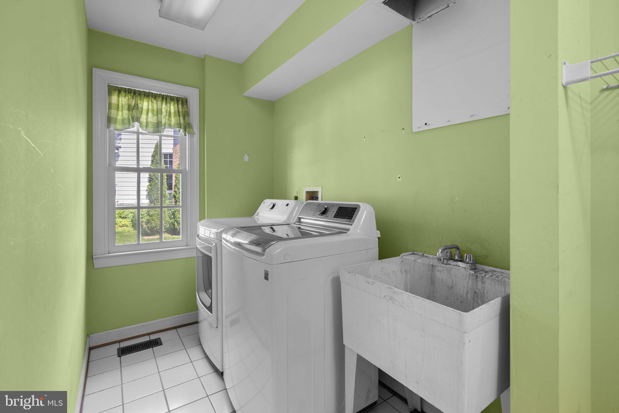 ARDEN WOODS - Residential