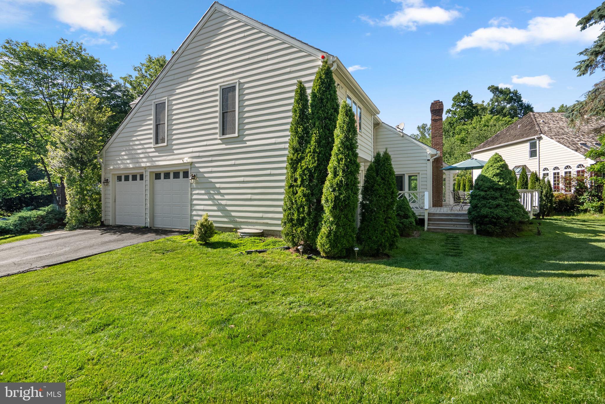 ARDEN WOODS - Residential