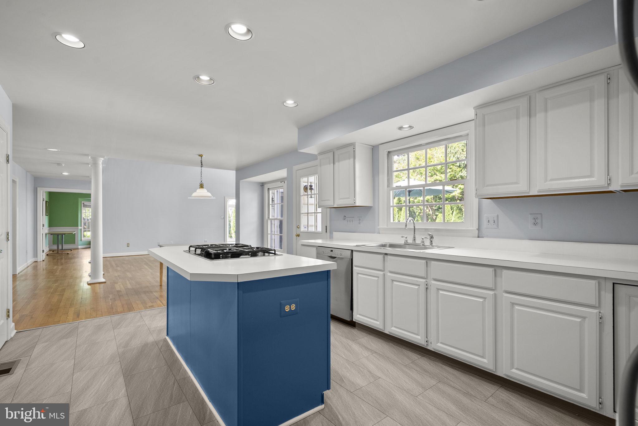 ARDEN WOODS - Residential