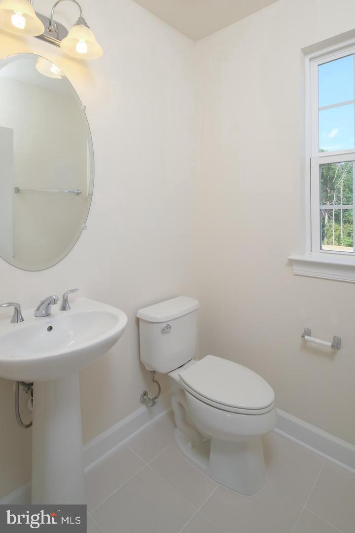 HAYMARKET CROSSING - Residential Lease