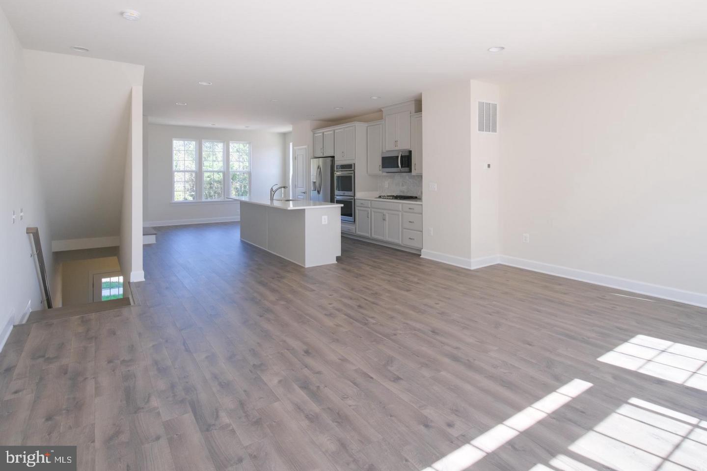 HAYMARKET CROSSING - Residential Lease