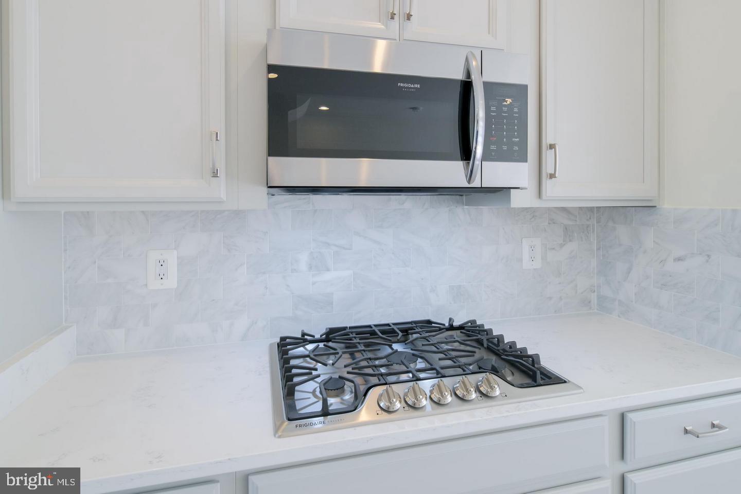 HAYMARKET CROSSING - Residential Lease