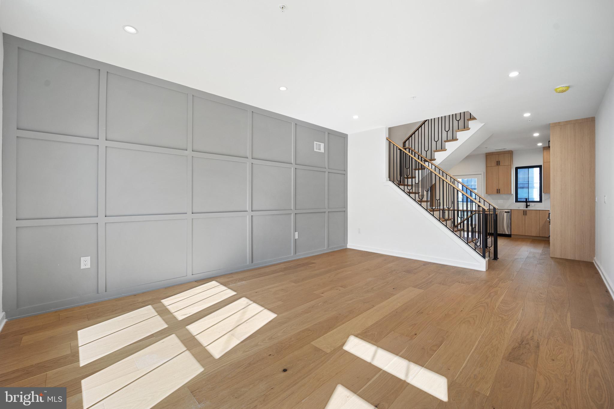 GRADUATE HOSPITAL - Residential