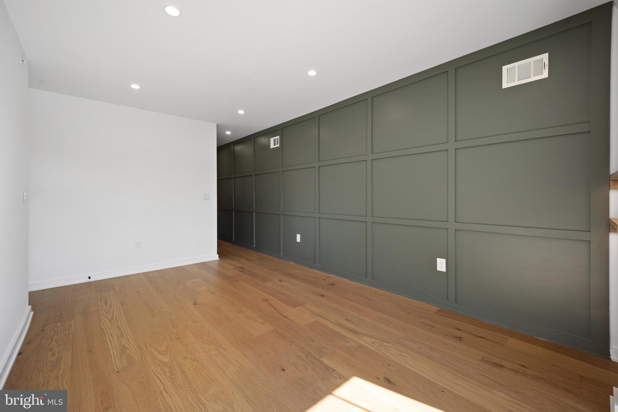 GRADUATE HOSPITAL - Residential