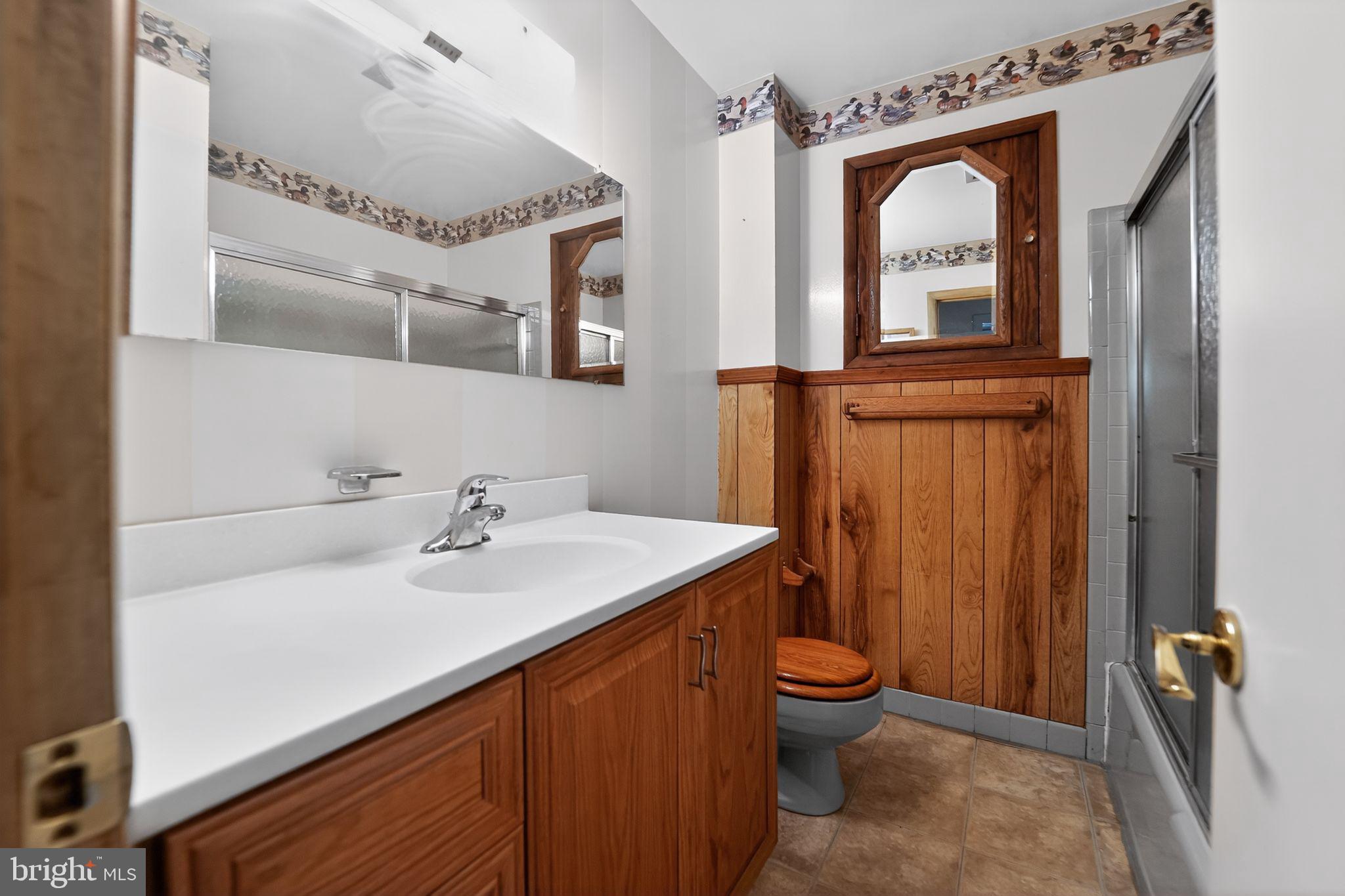 WEST LAUREL ACRES - Residential