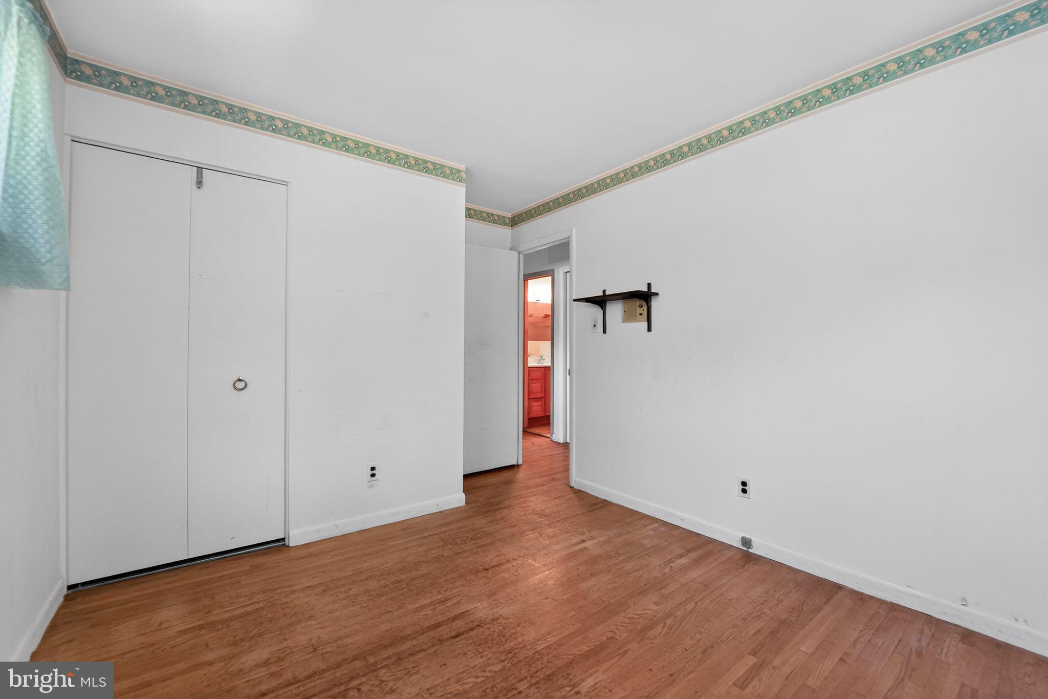 WEST LAUREL ACRES - Residential