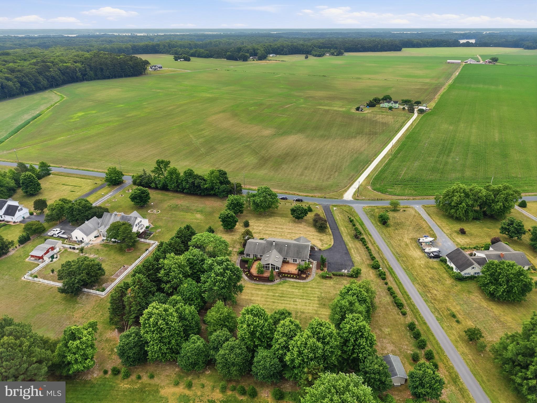 HOLLY ACRES - Residential