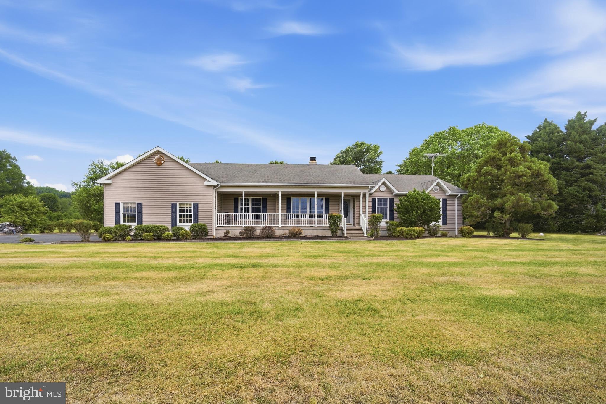 HOLLY ACRES - Residential