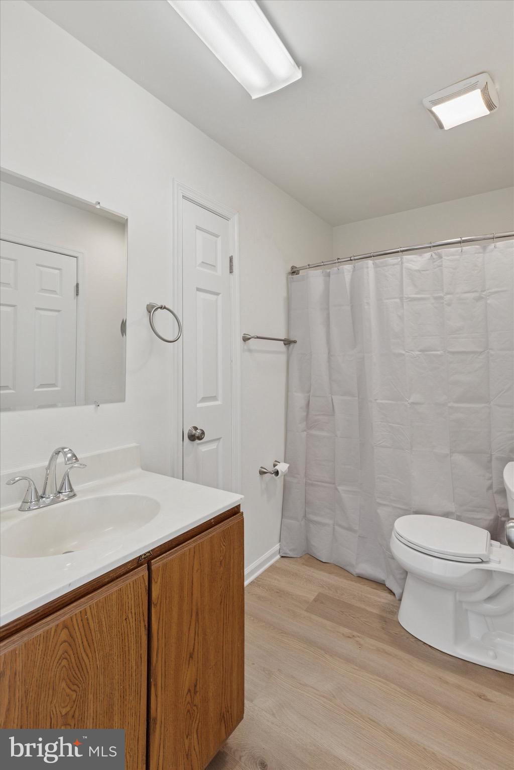 MAPLE GLEN - Residential Lease