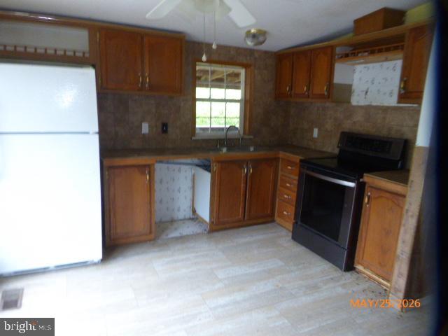 DEERBROOK MEADOWS - Residential